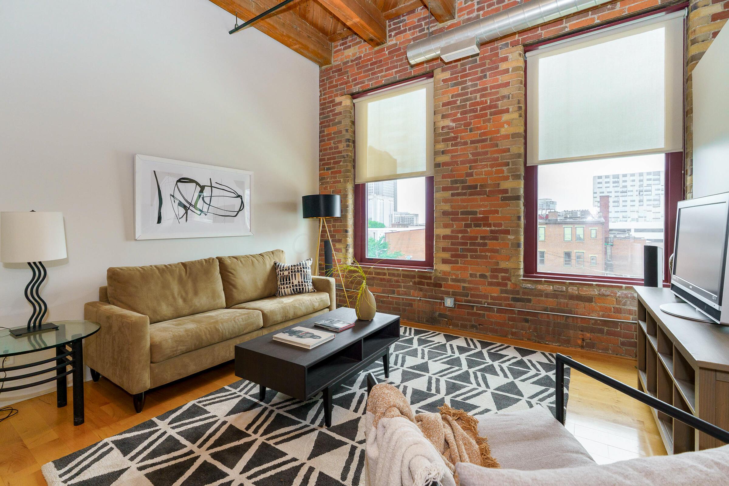 150 E Main Street, 405