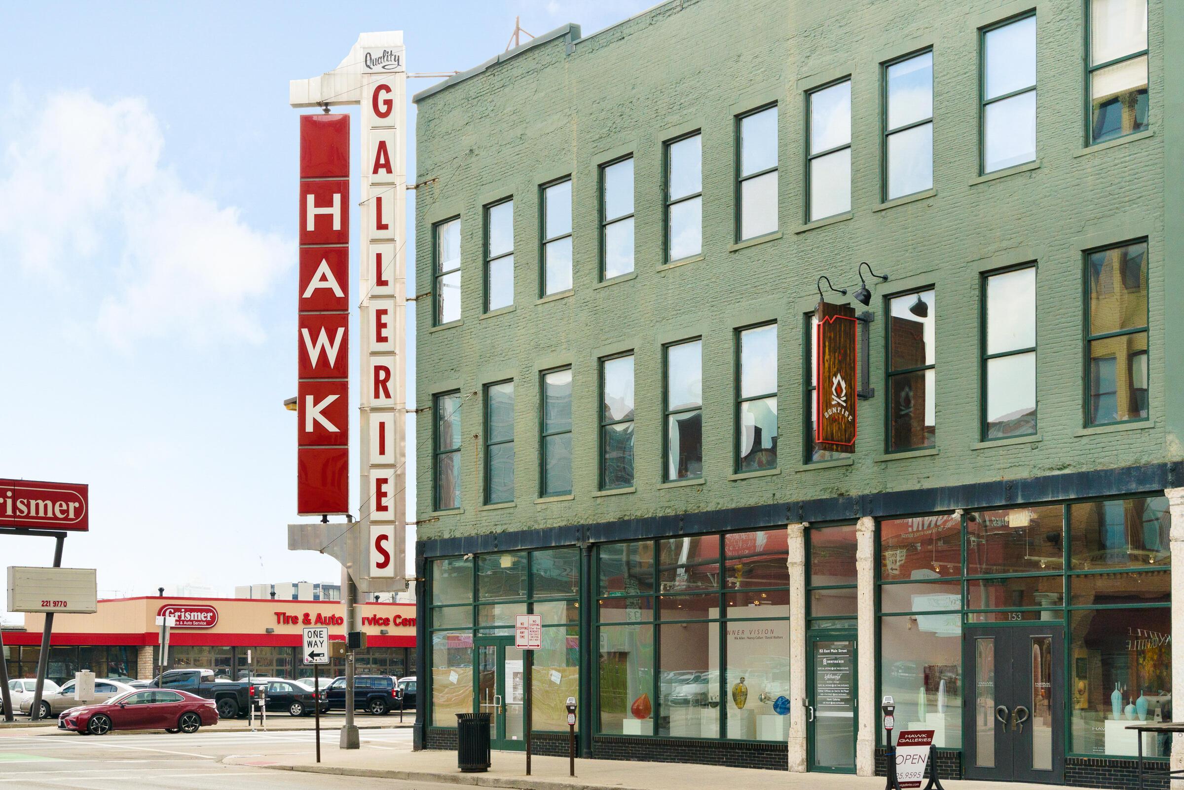 150 E Main Street, 405