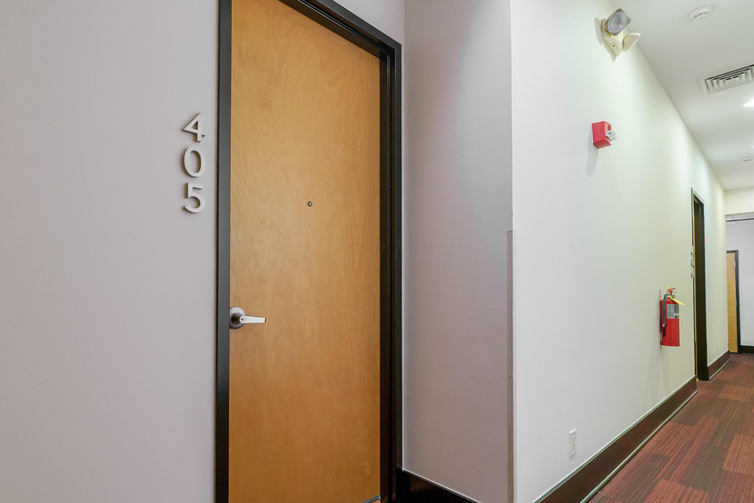 150 E Main Street, 405