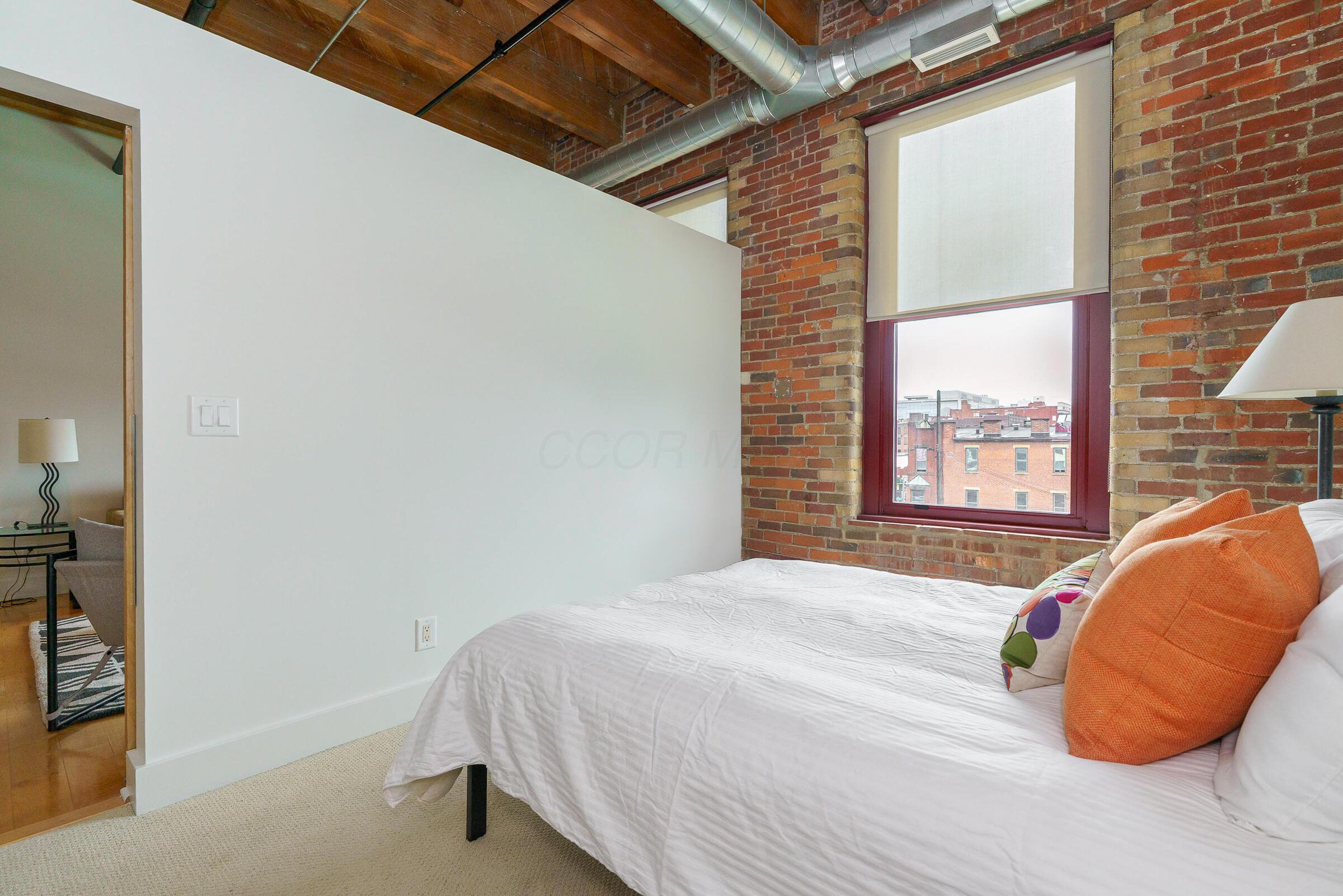 150 E Main Street, 405