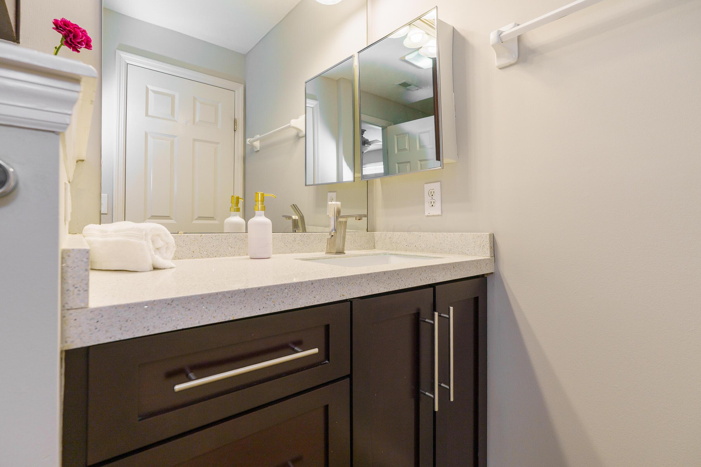 115 E Noble Street, 2