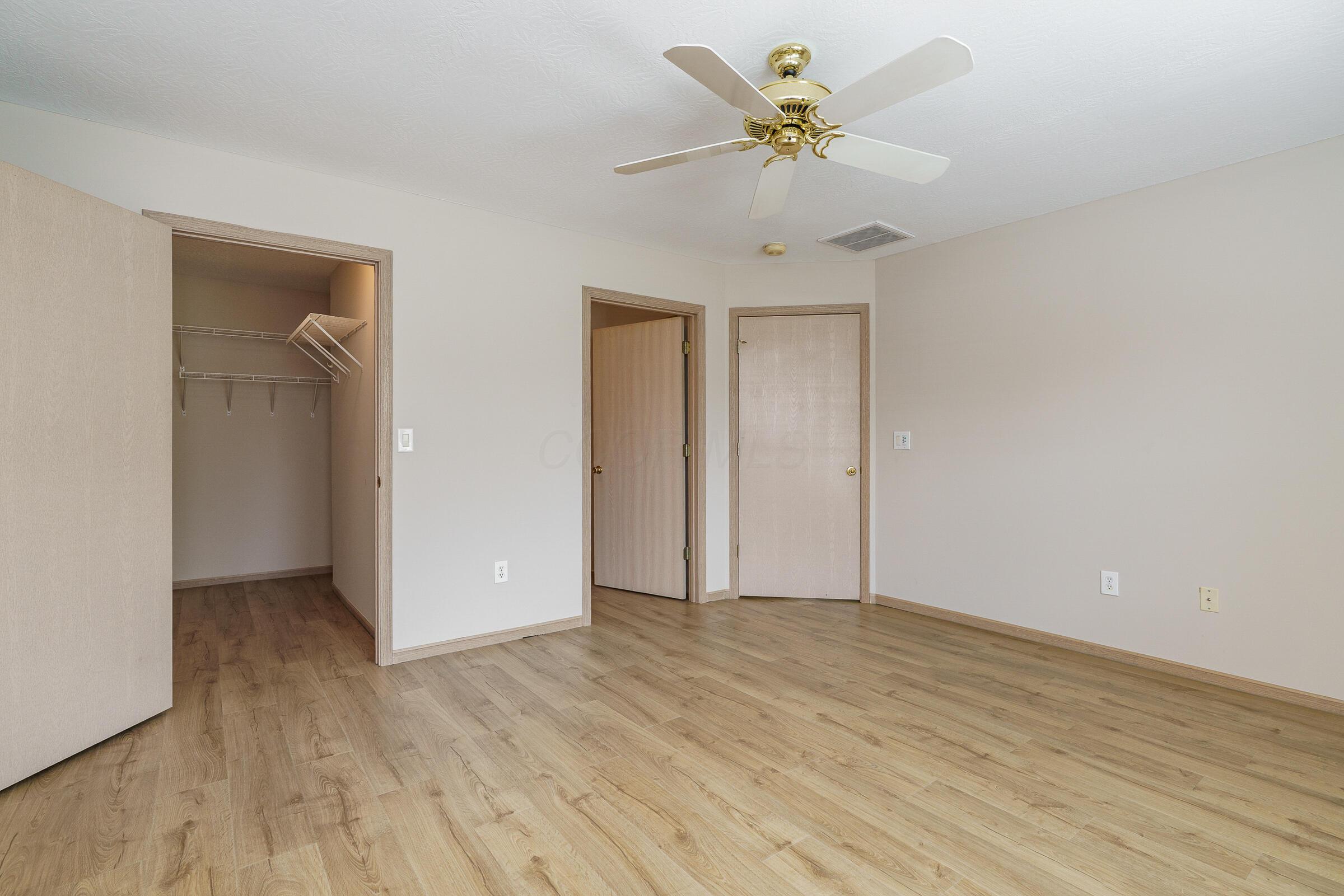 9427 Clermont Circle