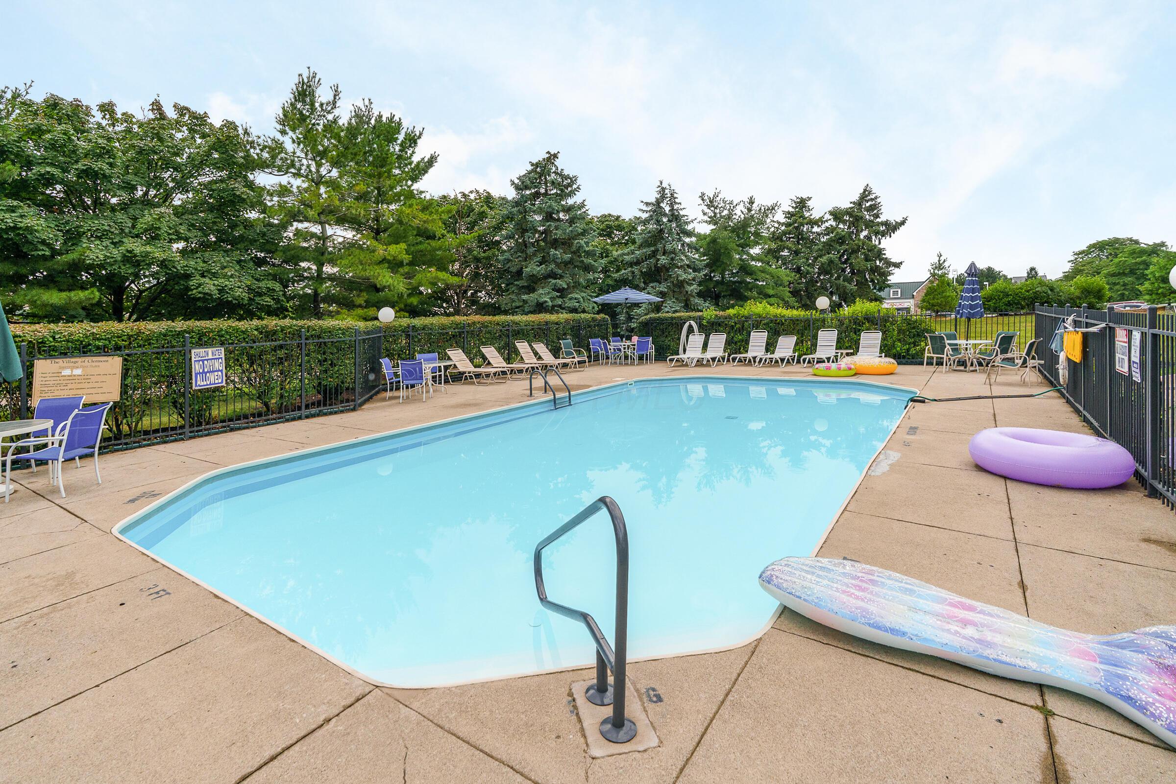 9427 Clermont Circle