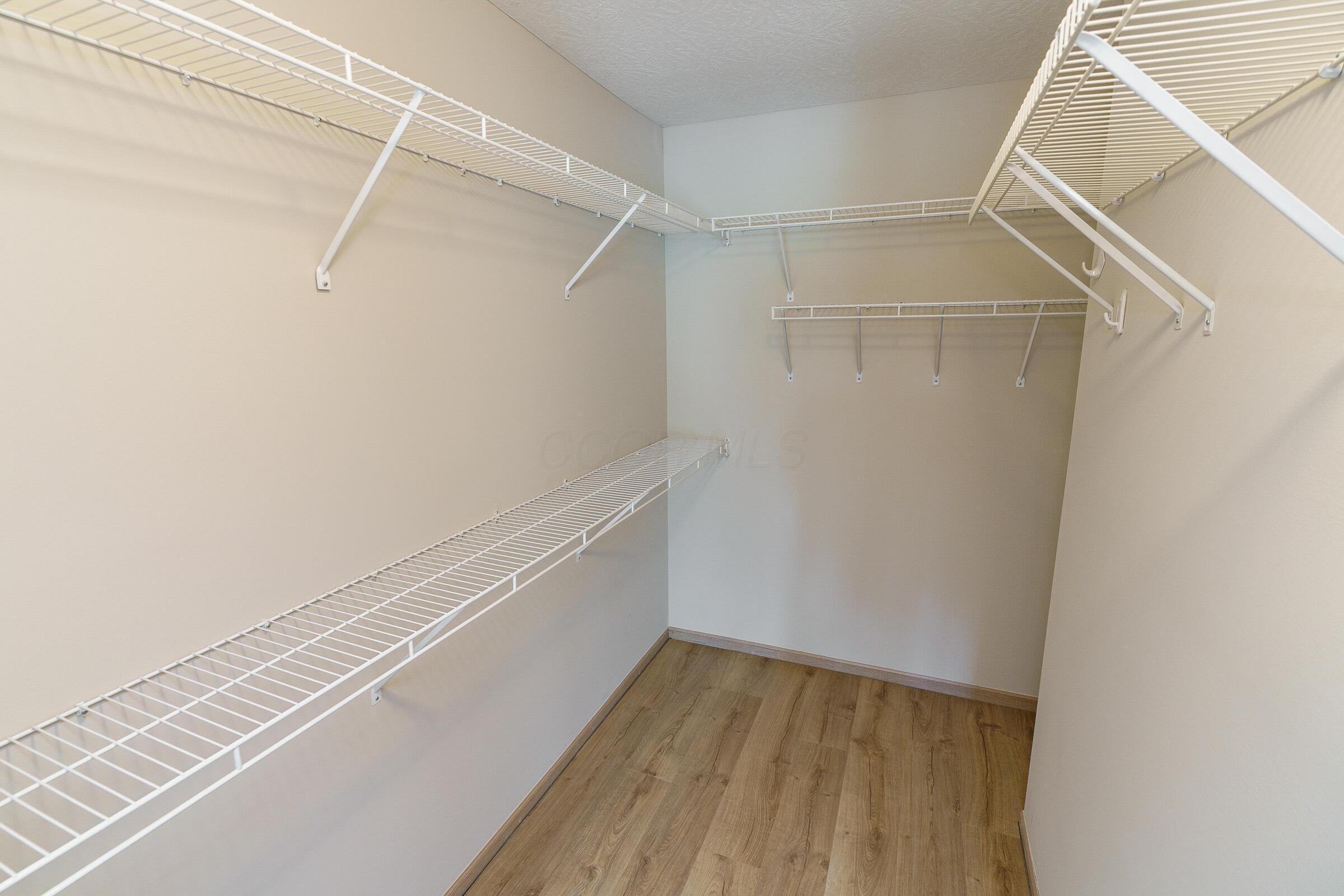 9427 Clermont Circle