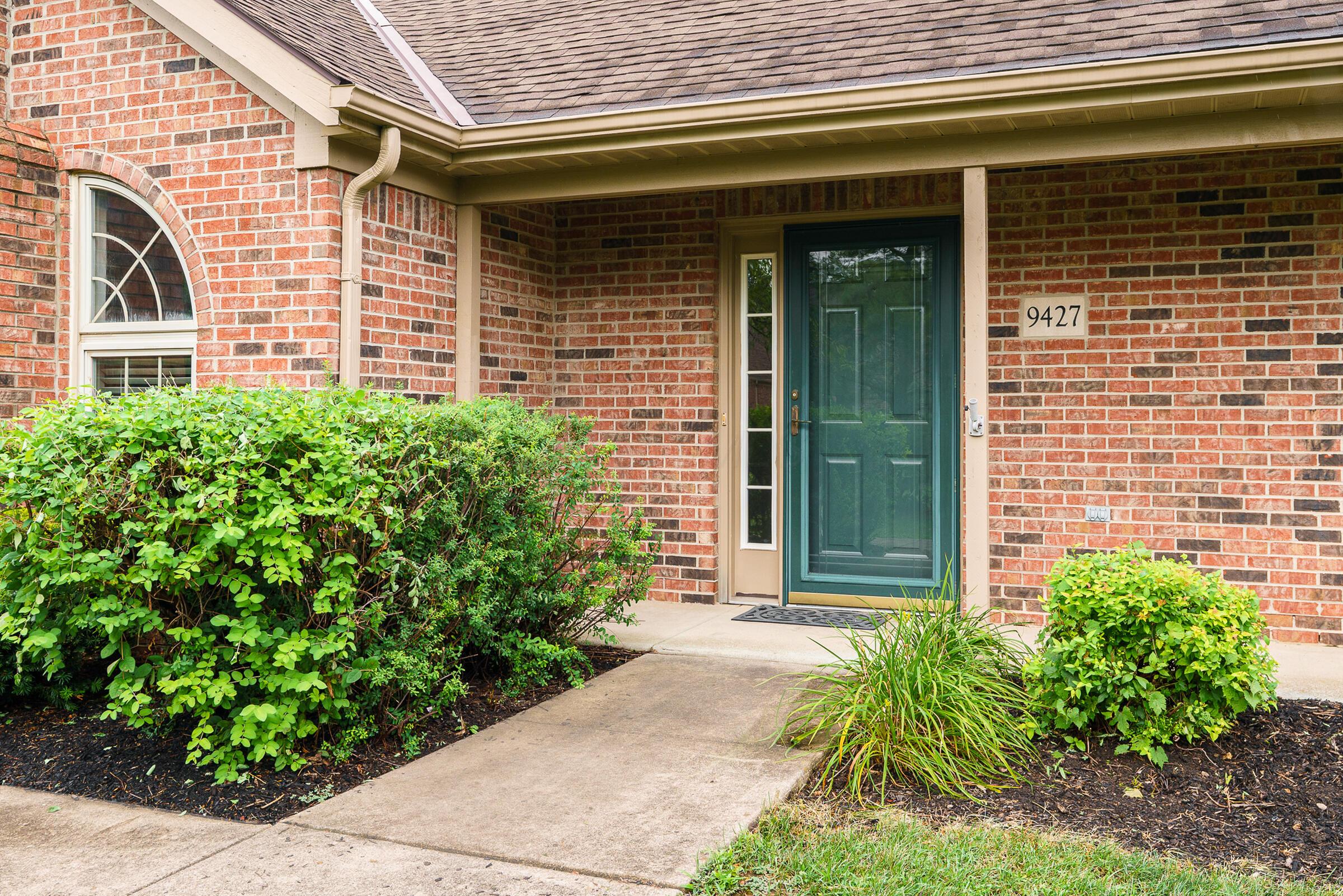 9427 Clermont Circle