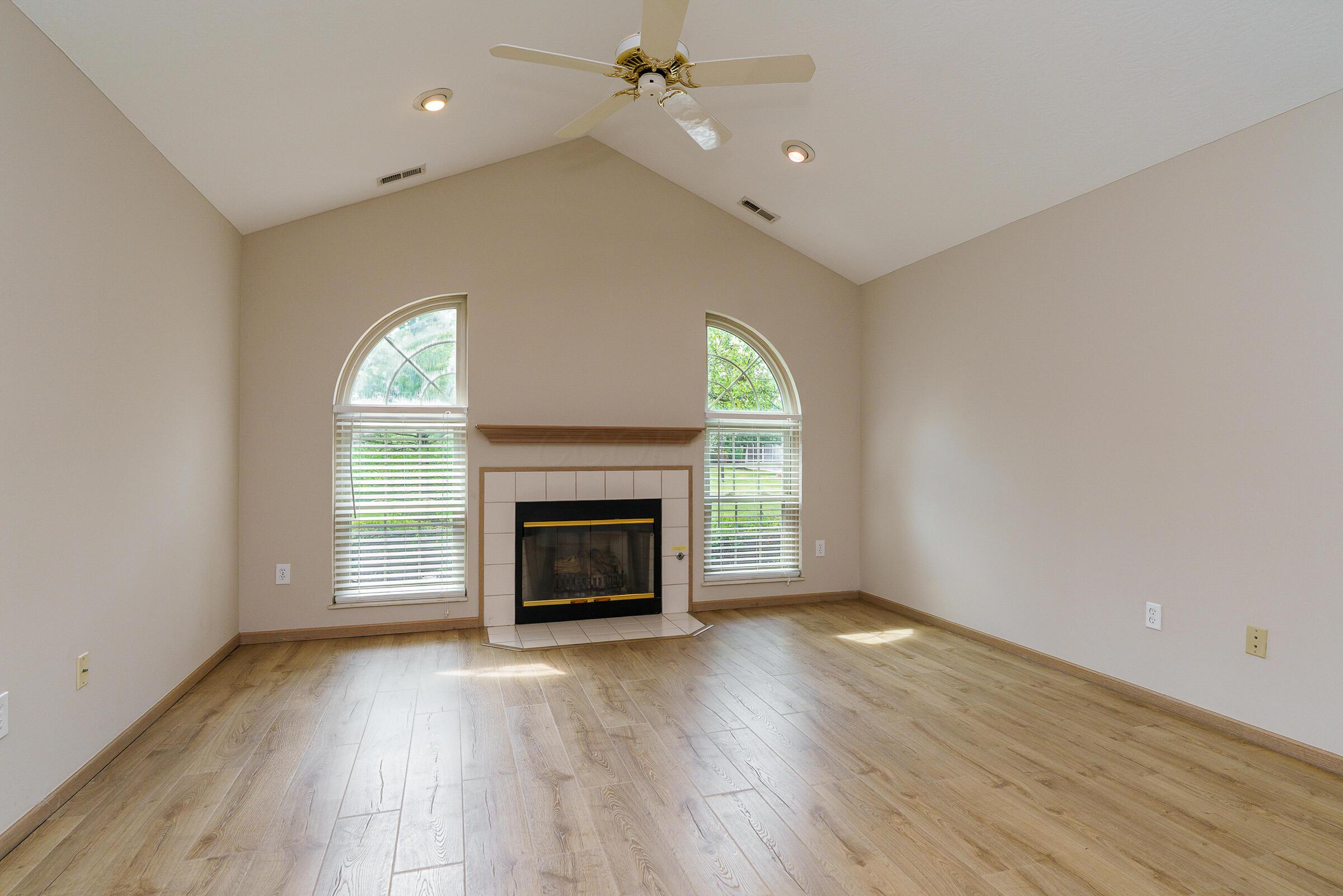 9427 Clermont Circle