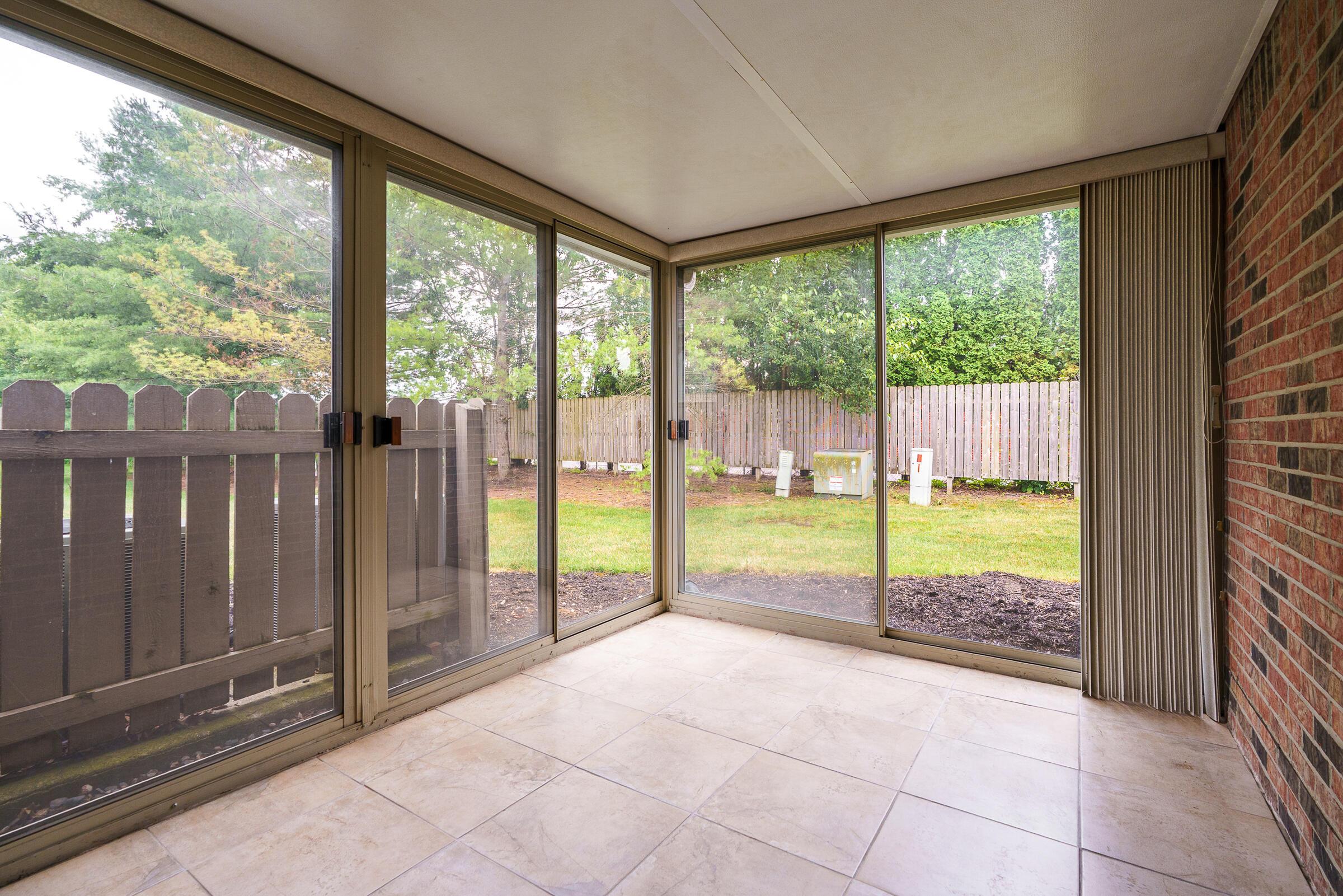 9427 Clermont Circle