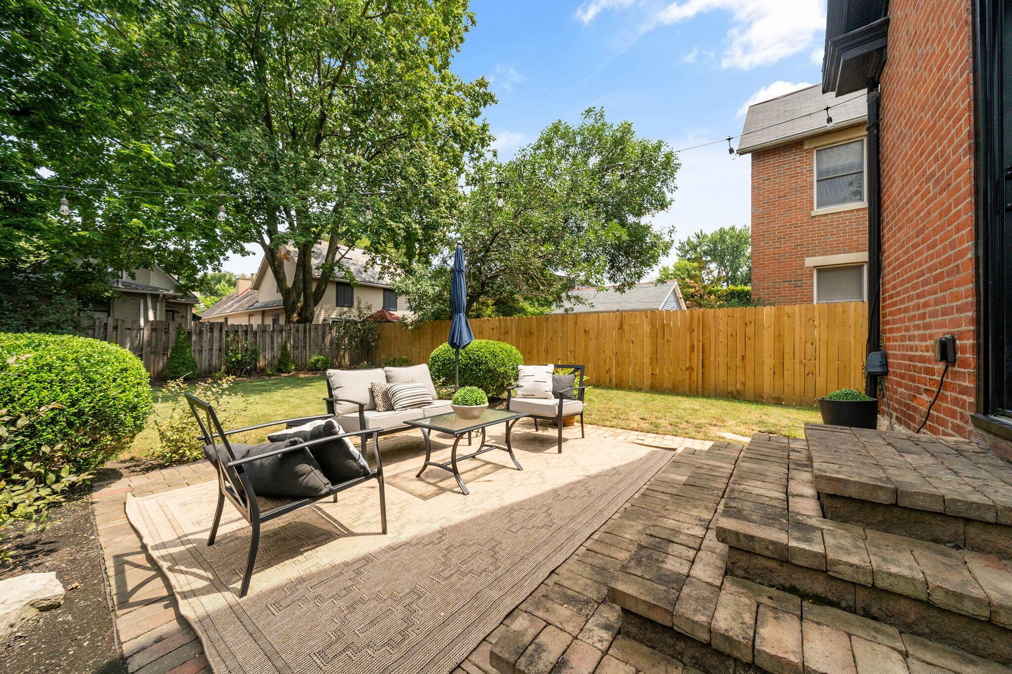 834 S Lazelle Street