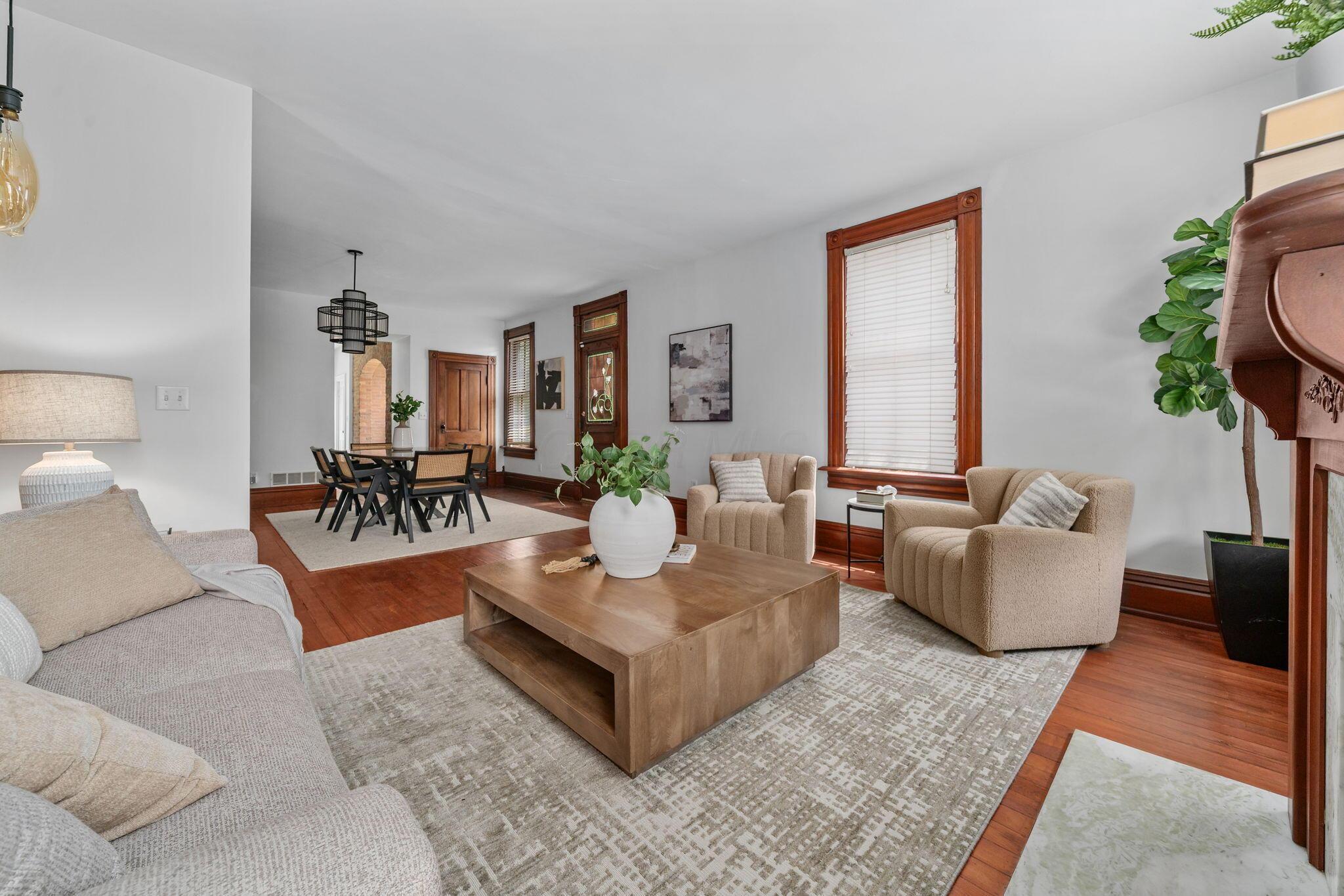 834 S Lazelle Street