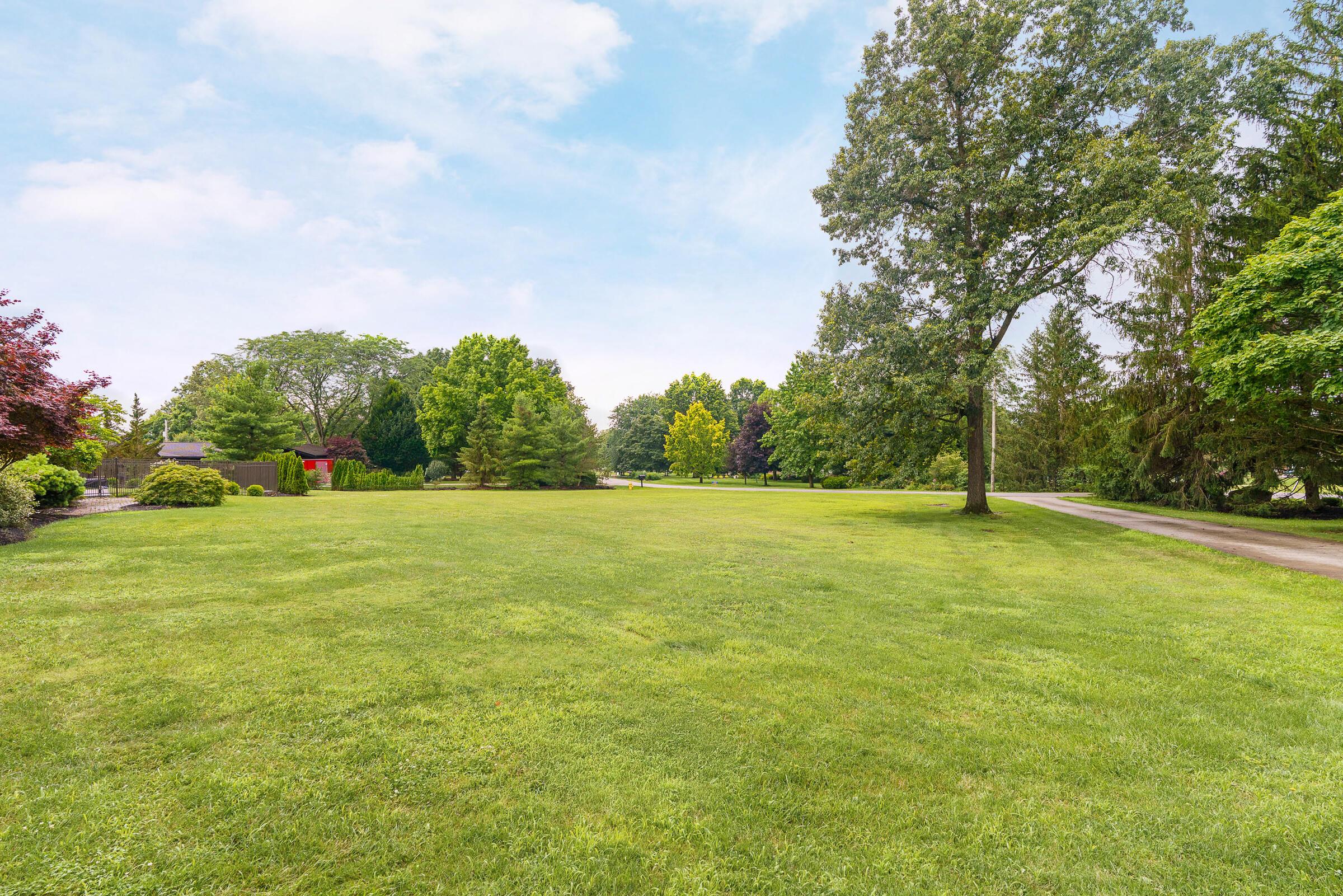 6533 Lake Of The Woods Point