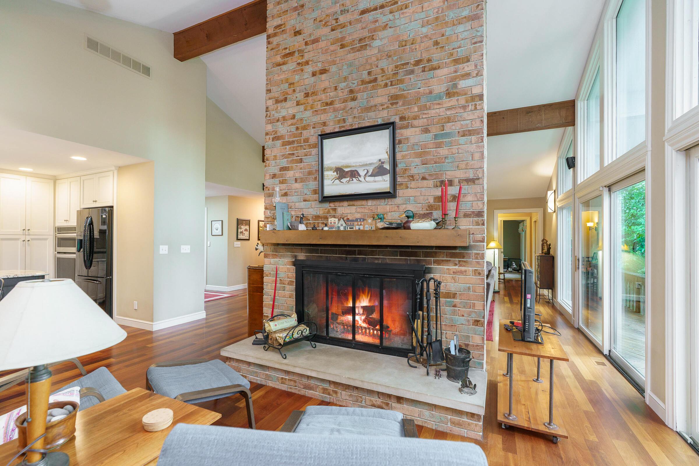 6533 Lake Of The Woods Point