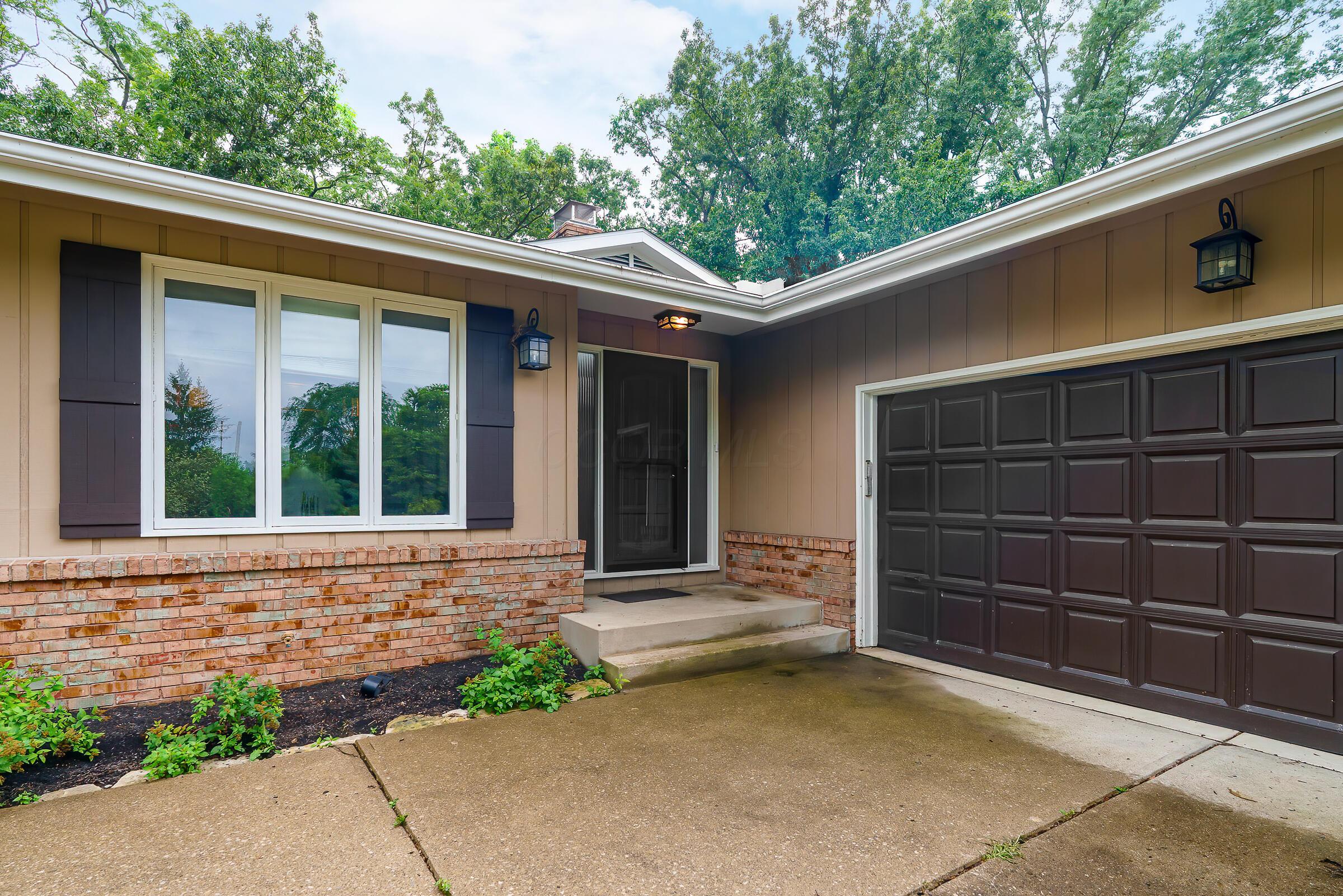 6533 Lake Of The Woods Point