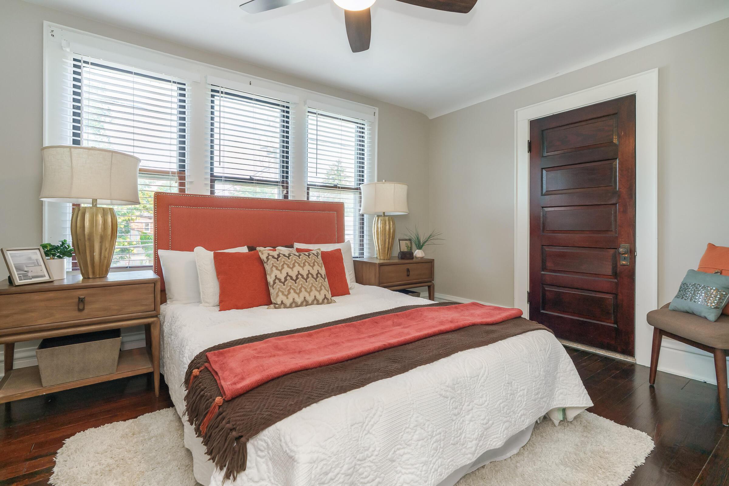 866 S Lazelle Street