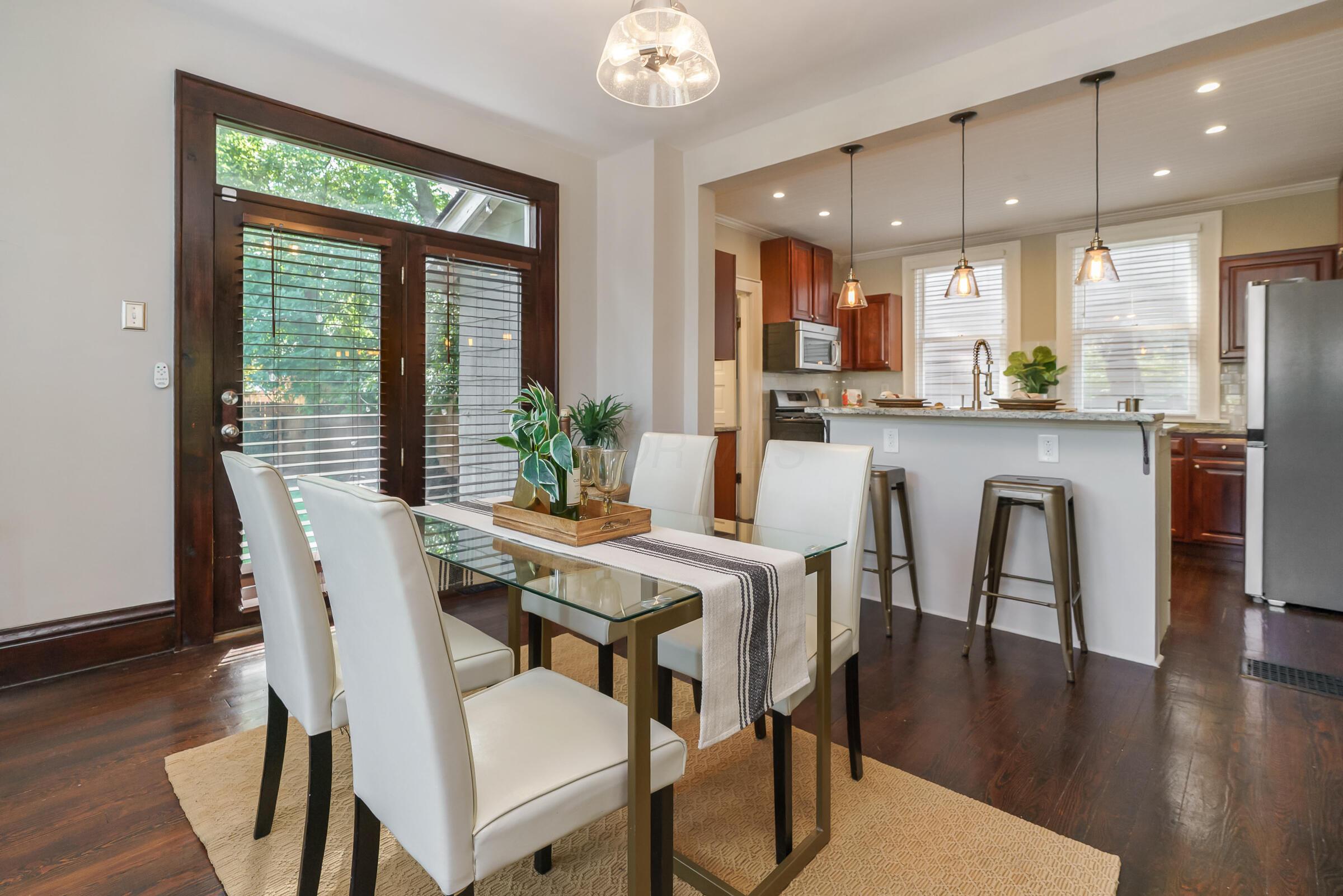 866 S Lazelle Street