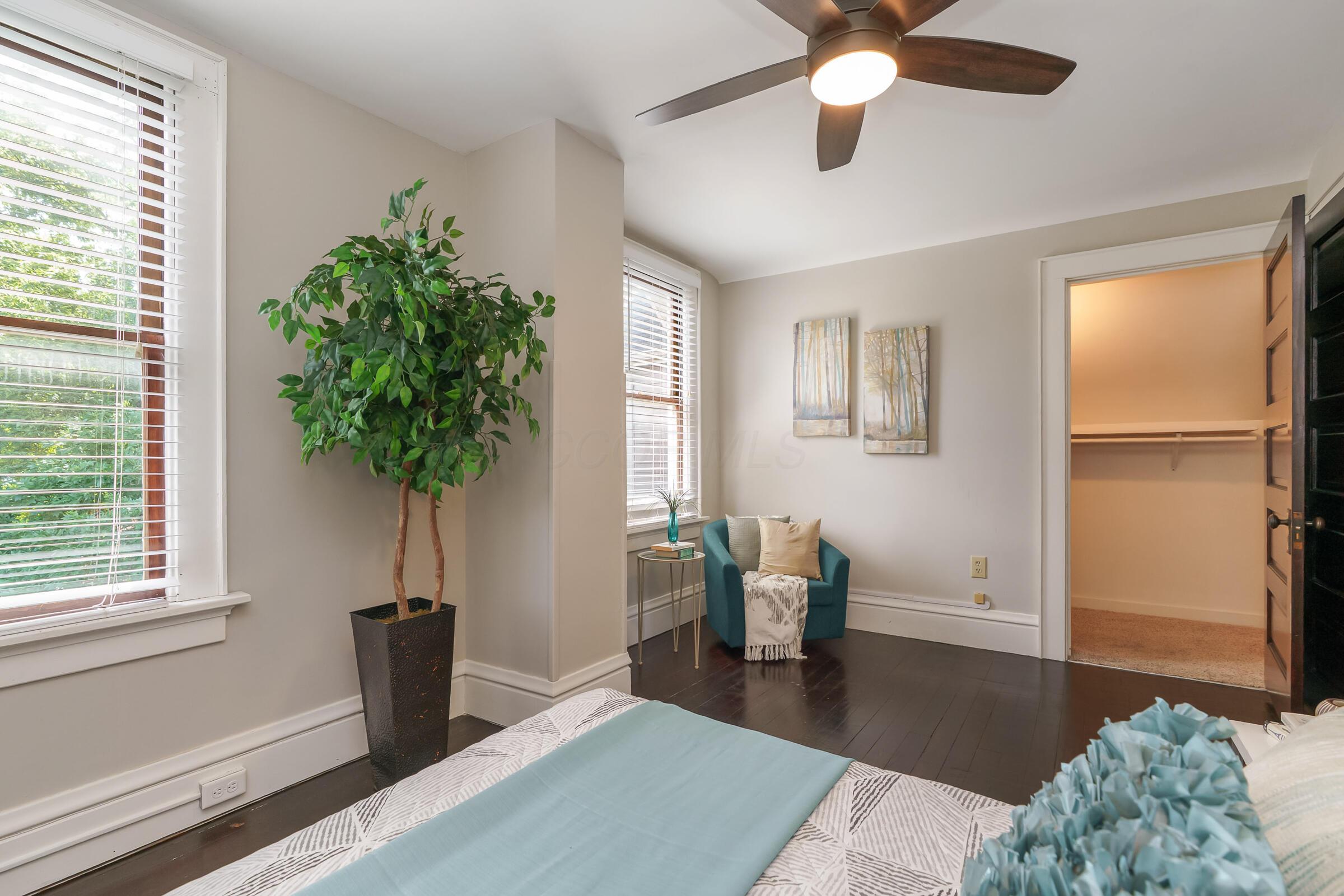 866 S Lazelle Street