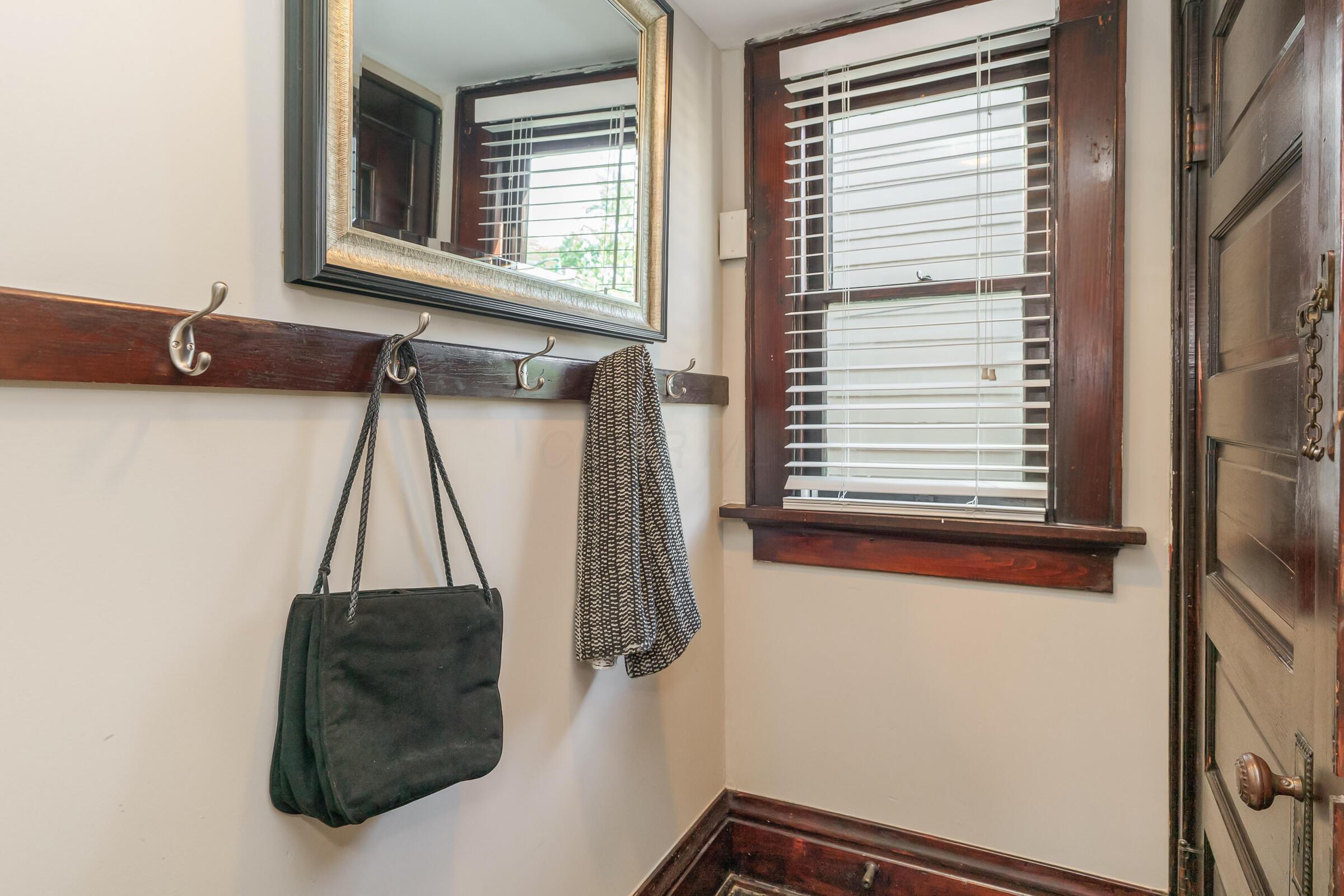 866 S Lazelle Street