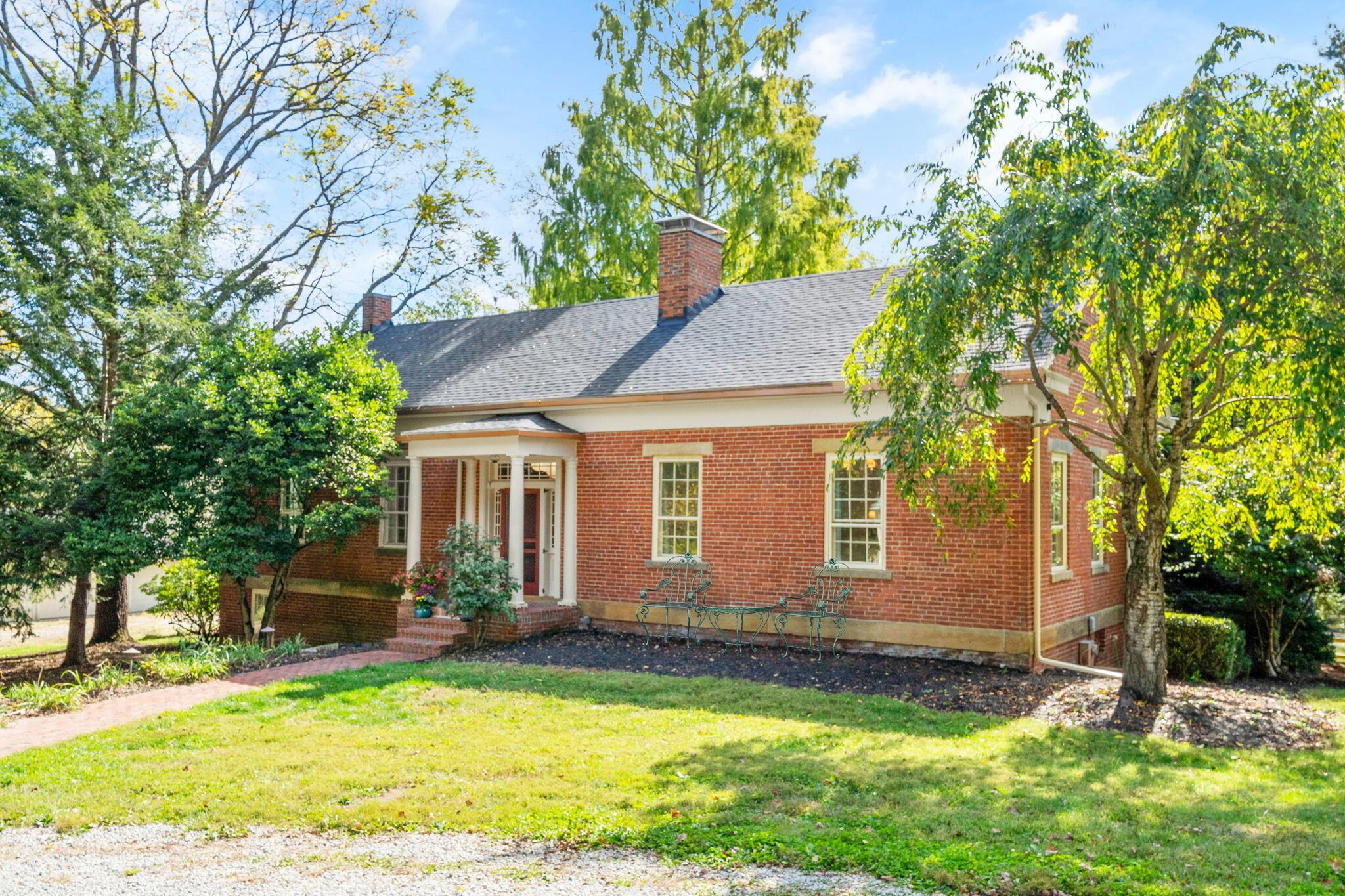 2865 Leitnaker Road NE