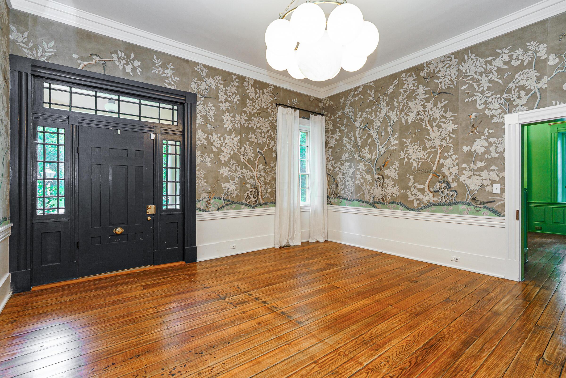 2865 Leitnaker Road NE