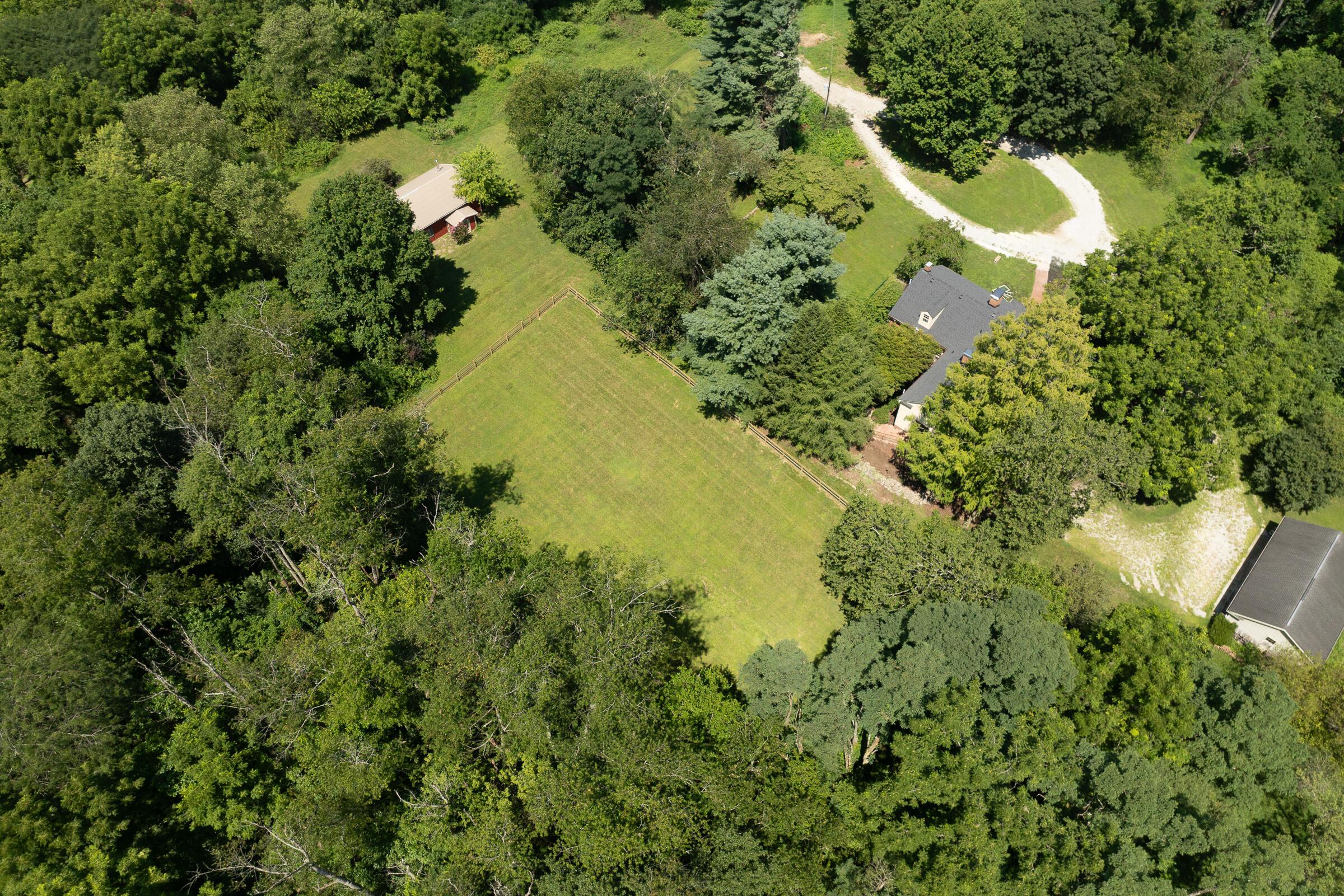 2865 Leitnaker Road NE