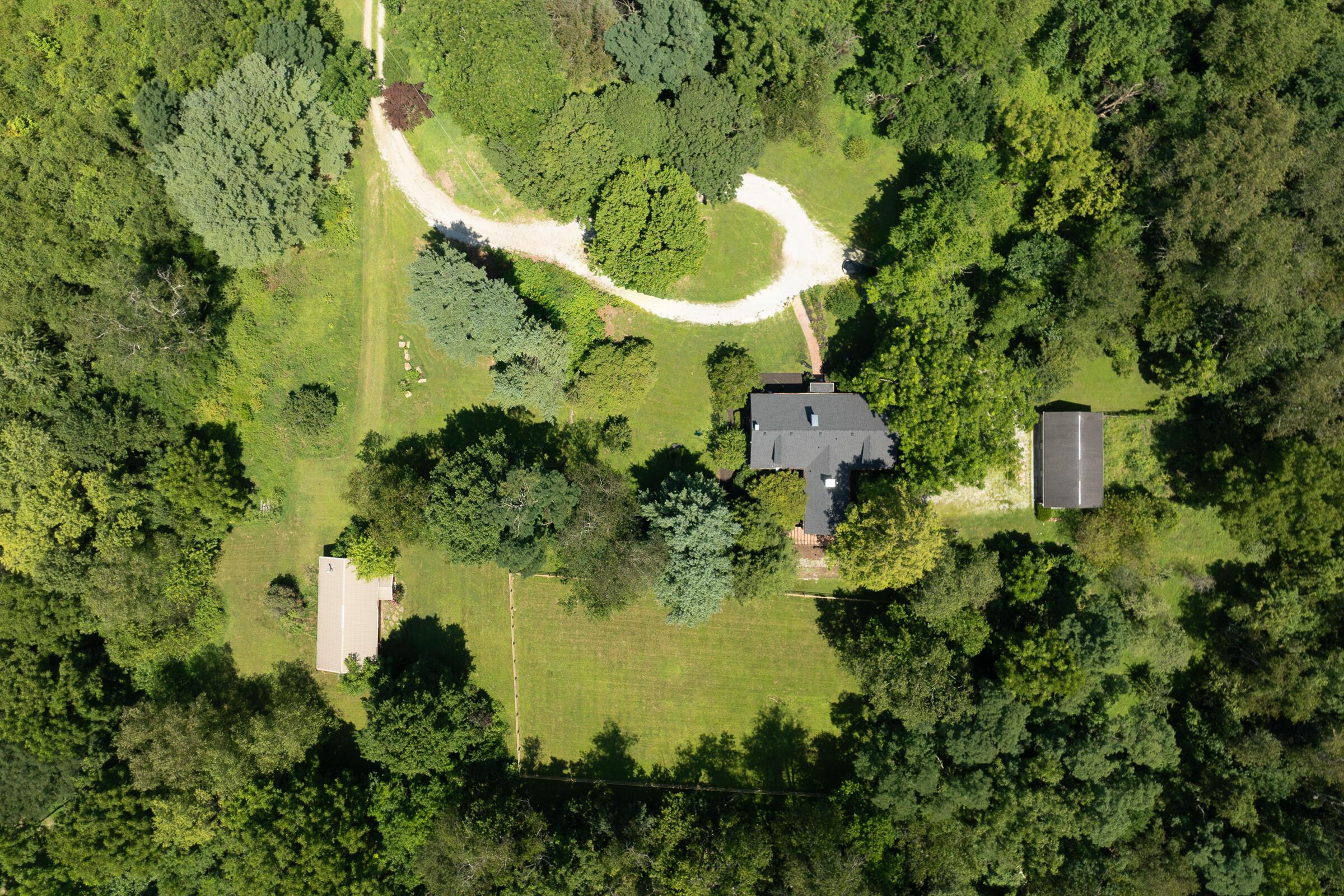 2865 Leitnaker Road NE