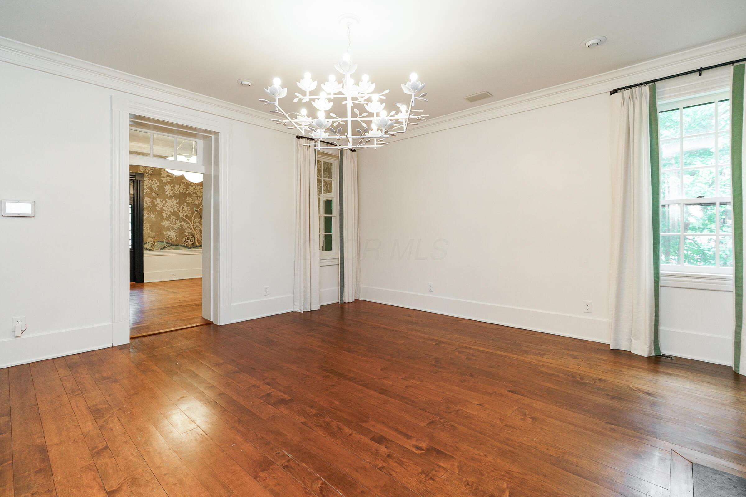 2865 Leitnaker Road NE