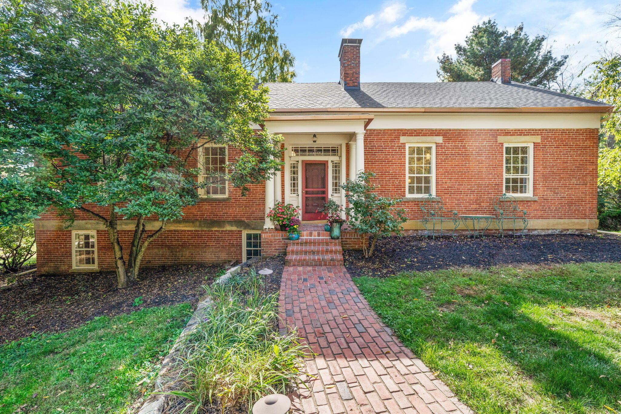 2865 Leitnaker Road NE