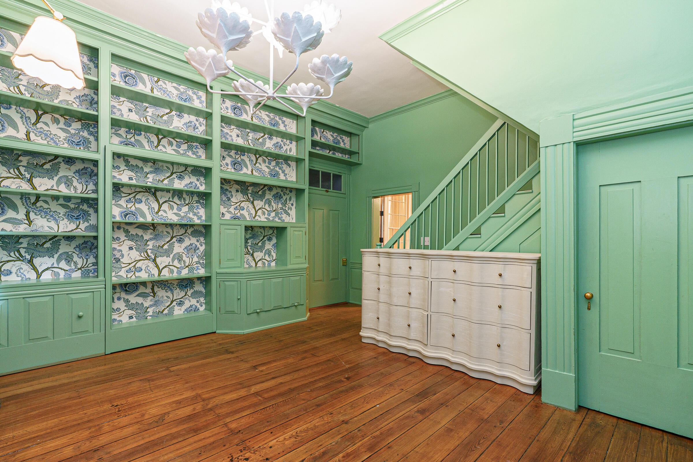 2865 Leitnaker Road NE