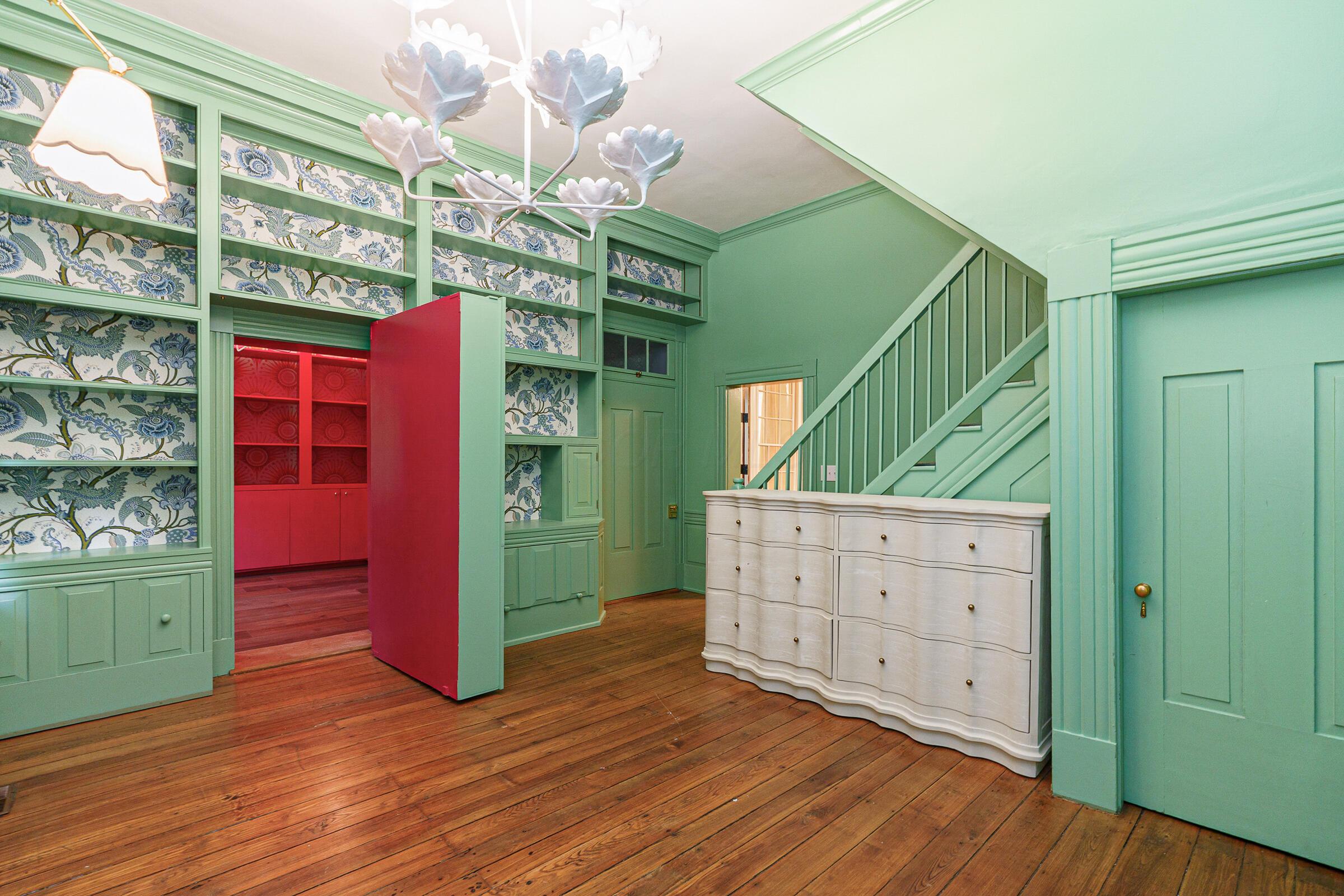 2865 Leitnaker Road NE