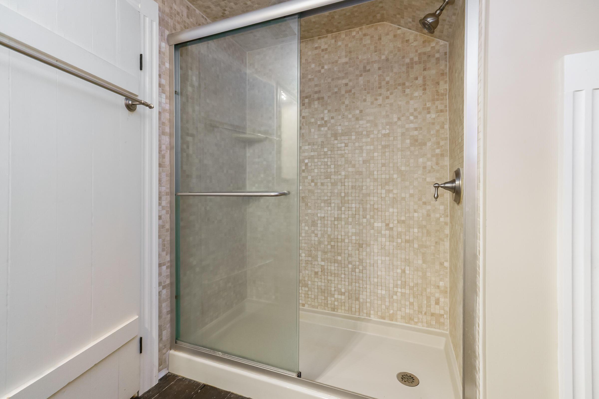 2865 Leitnaker Road NE