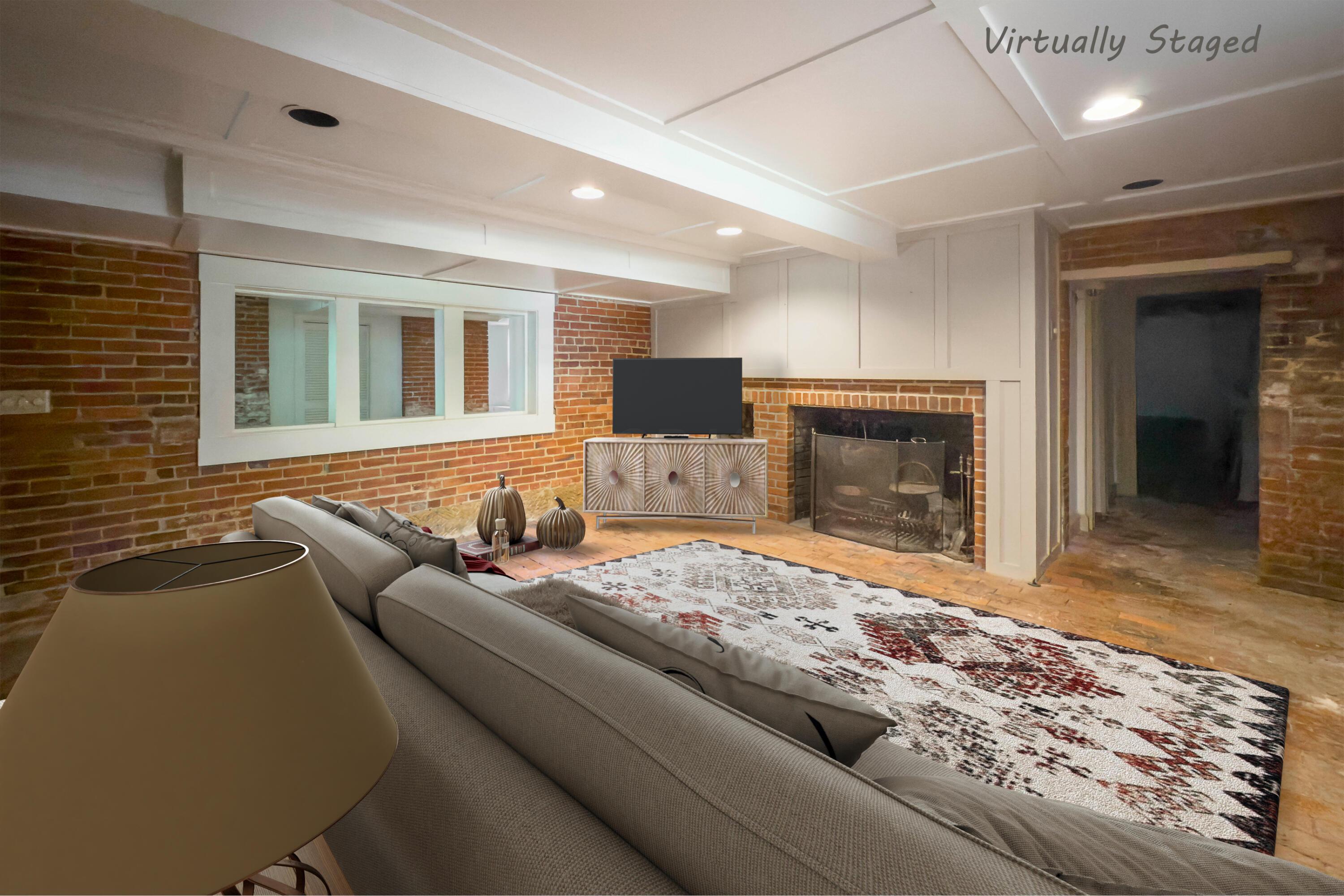 2865 Leitnaker Road NE