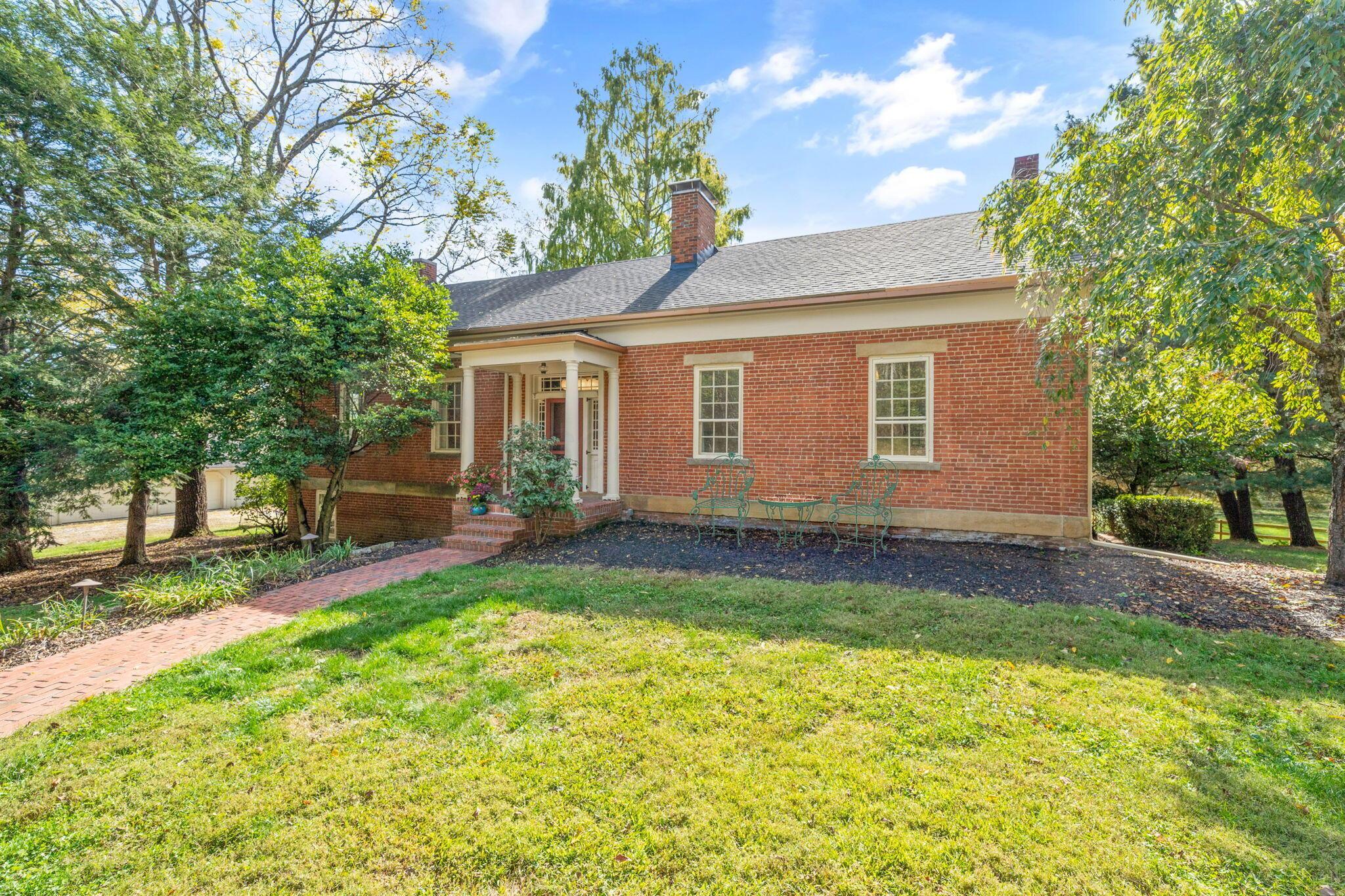 2865 Leitnaker Road NE