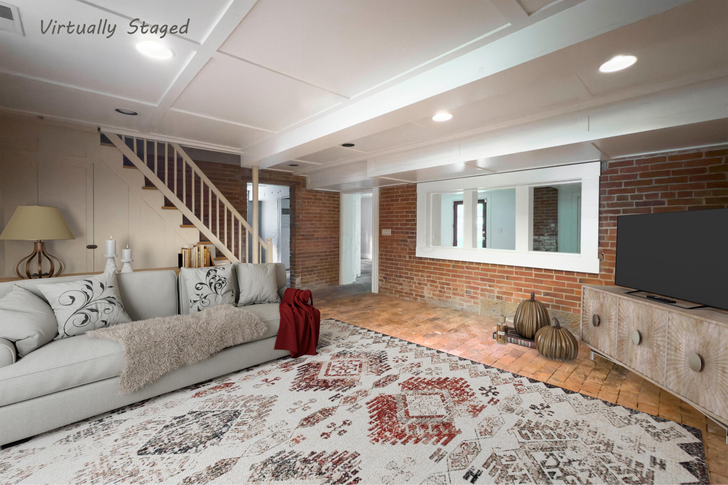 2865 Leitnaker Road NE