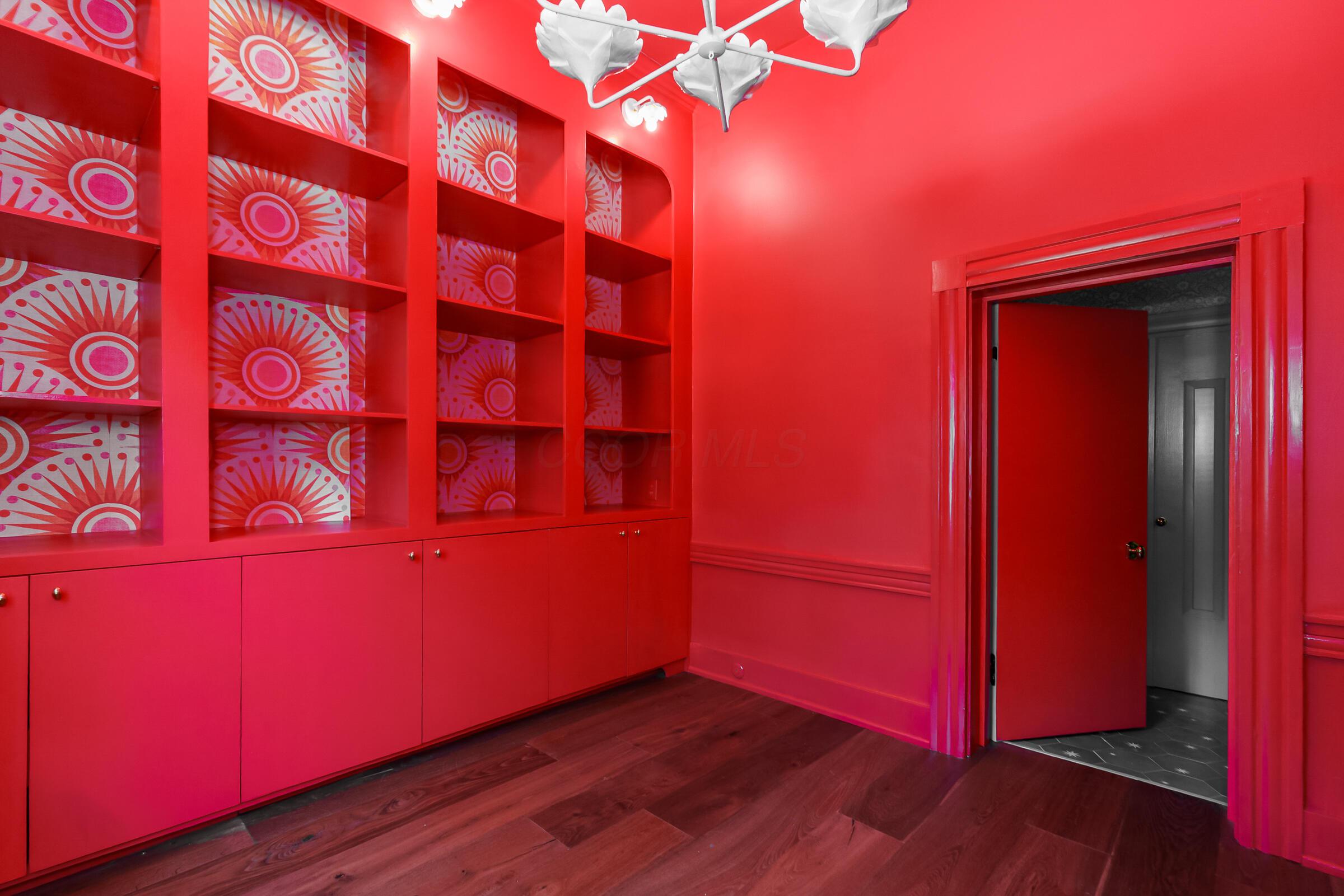 2865 Leitnaker Road NE