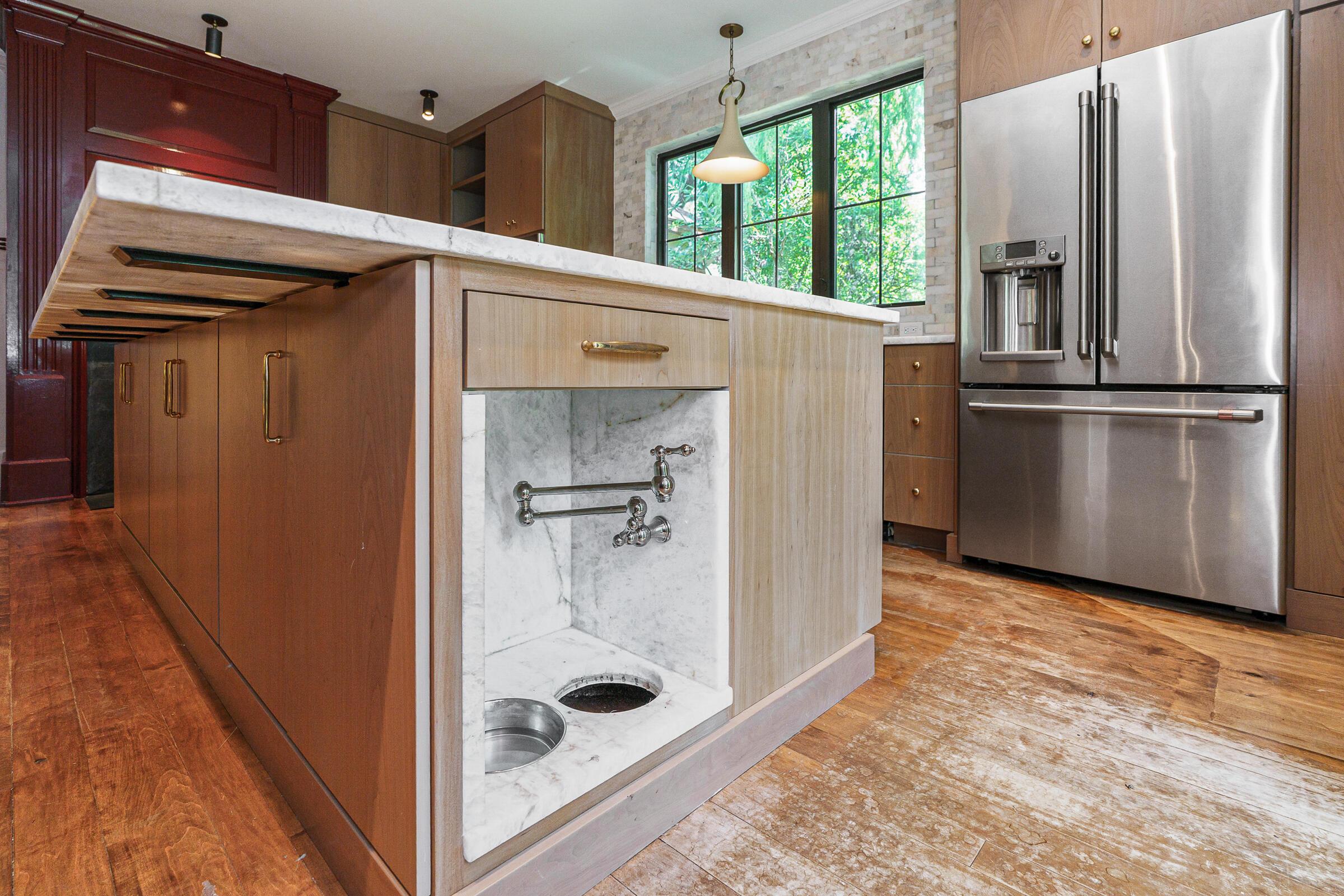 2865 Leitnaker Road NE