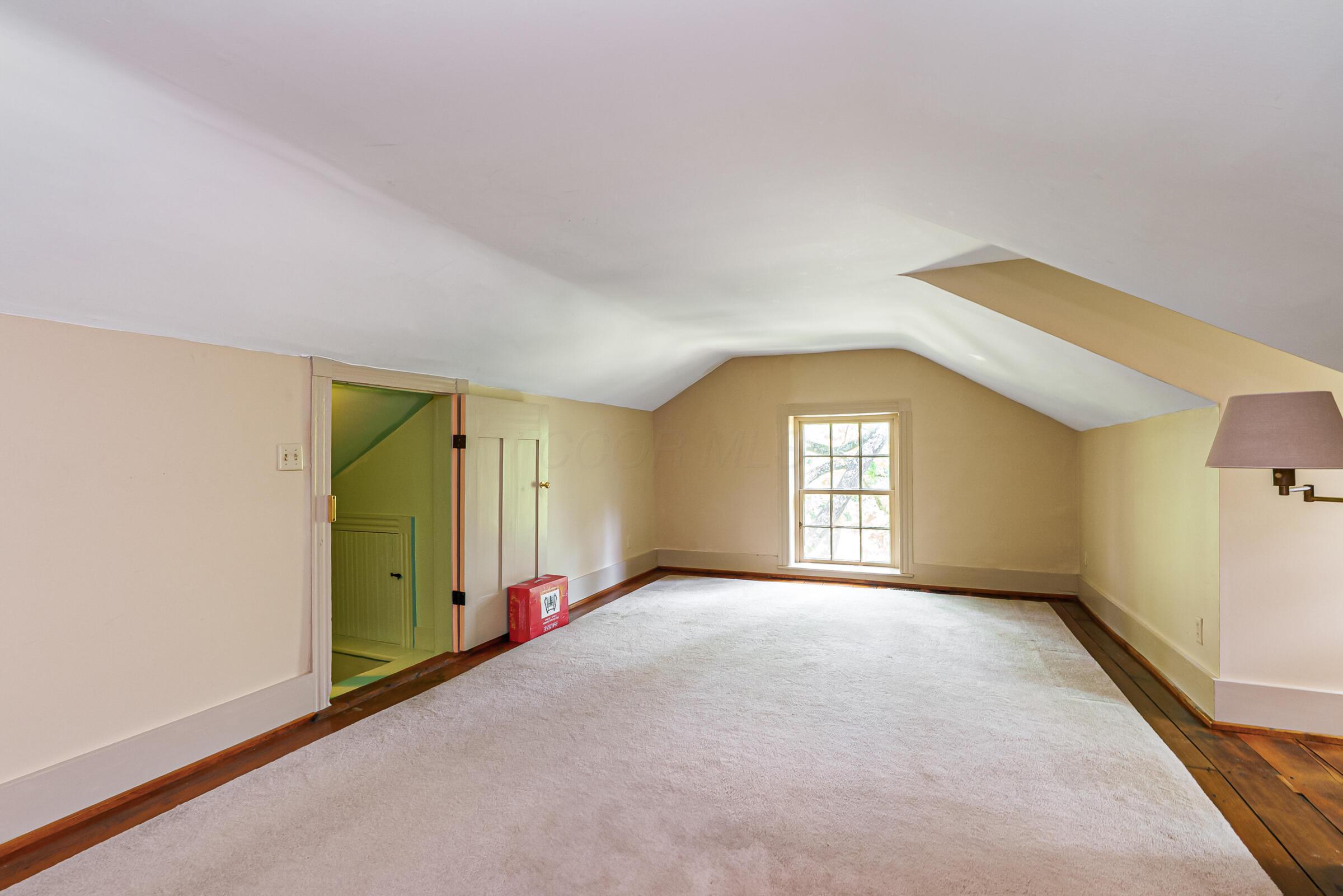 2865 Leitnaker Road NE