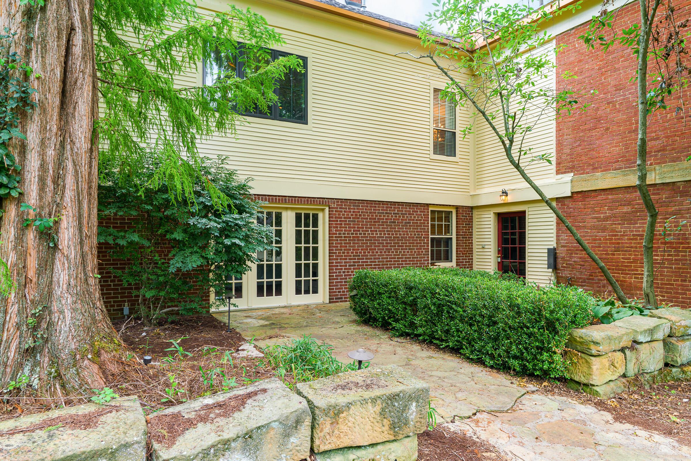 2865 Leitnaker Road NE