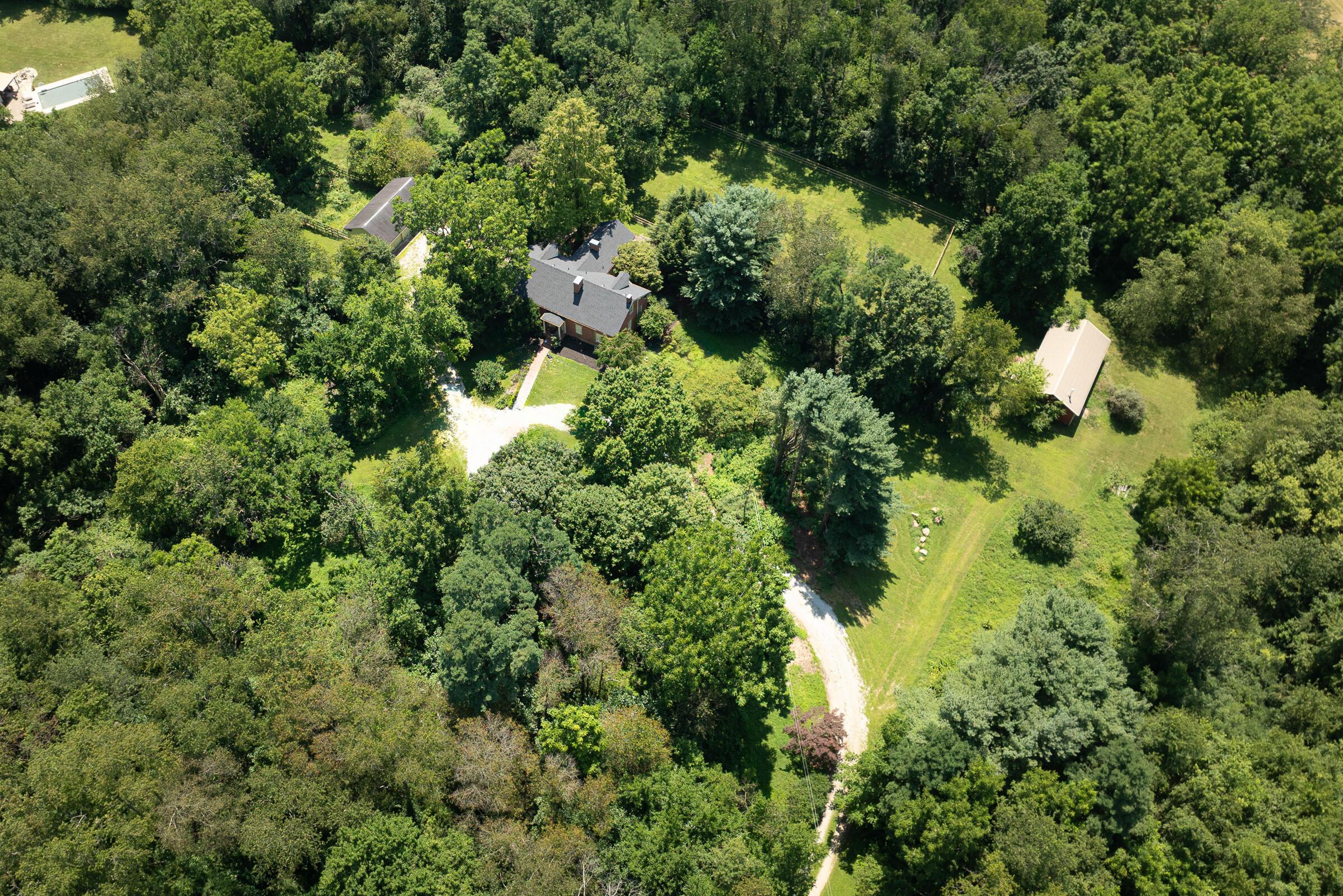 2865 Leitnaker Road NE