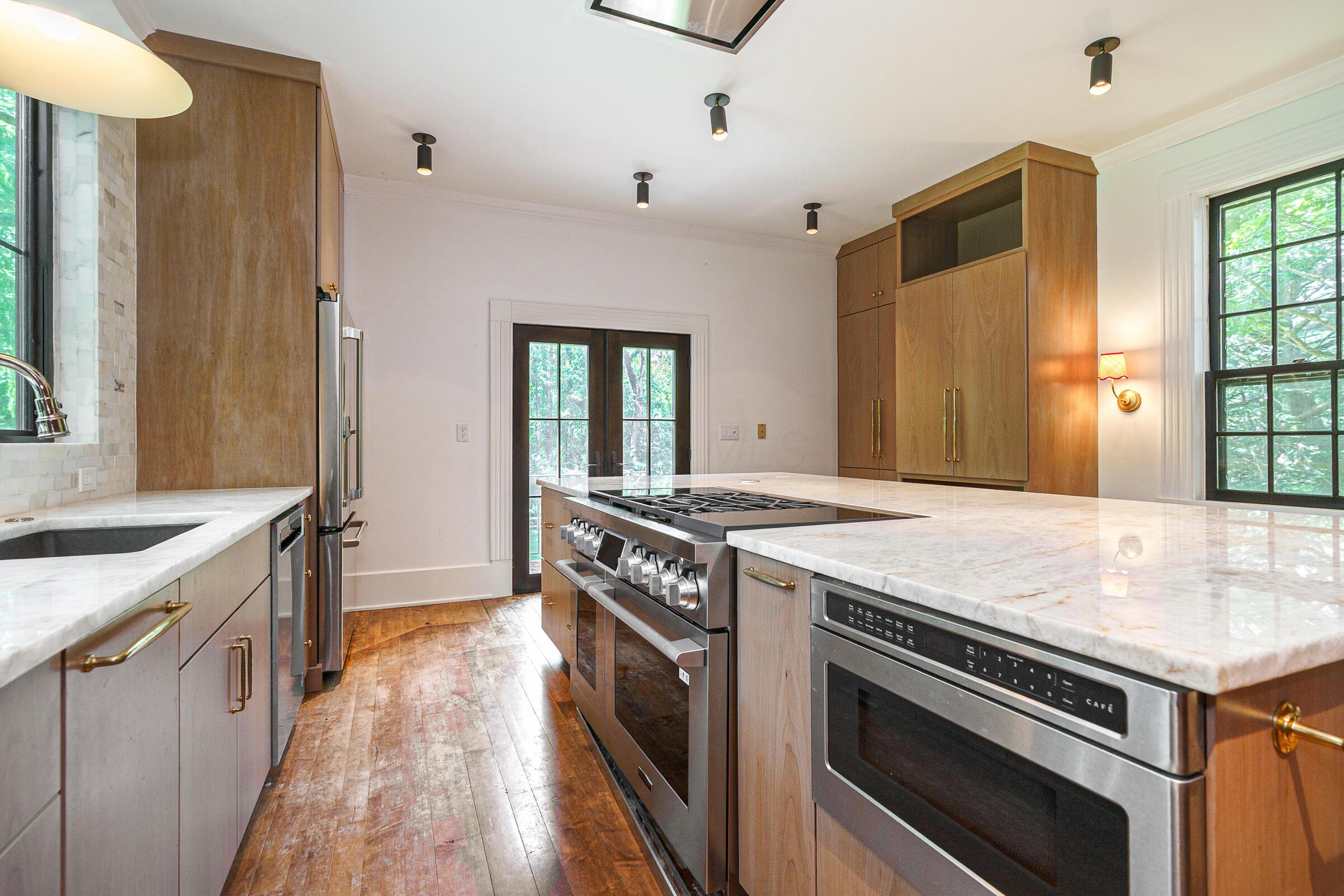 2865 Leitnaker Road NE