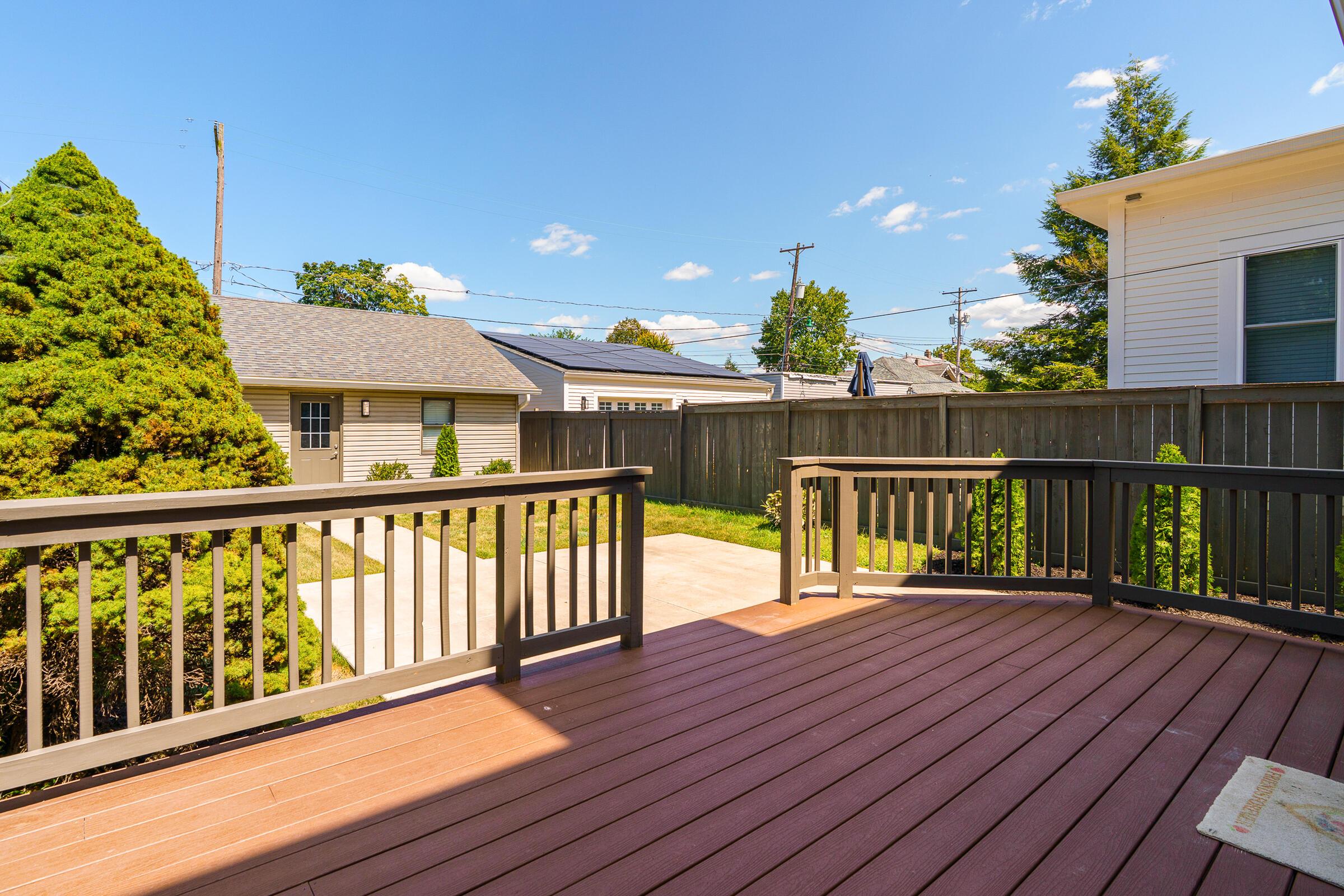 144 E Mithoff Street