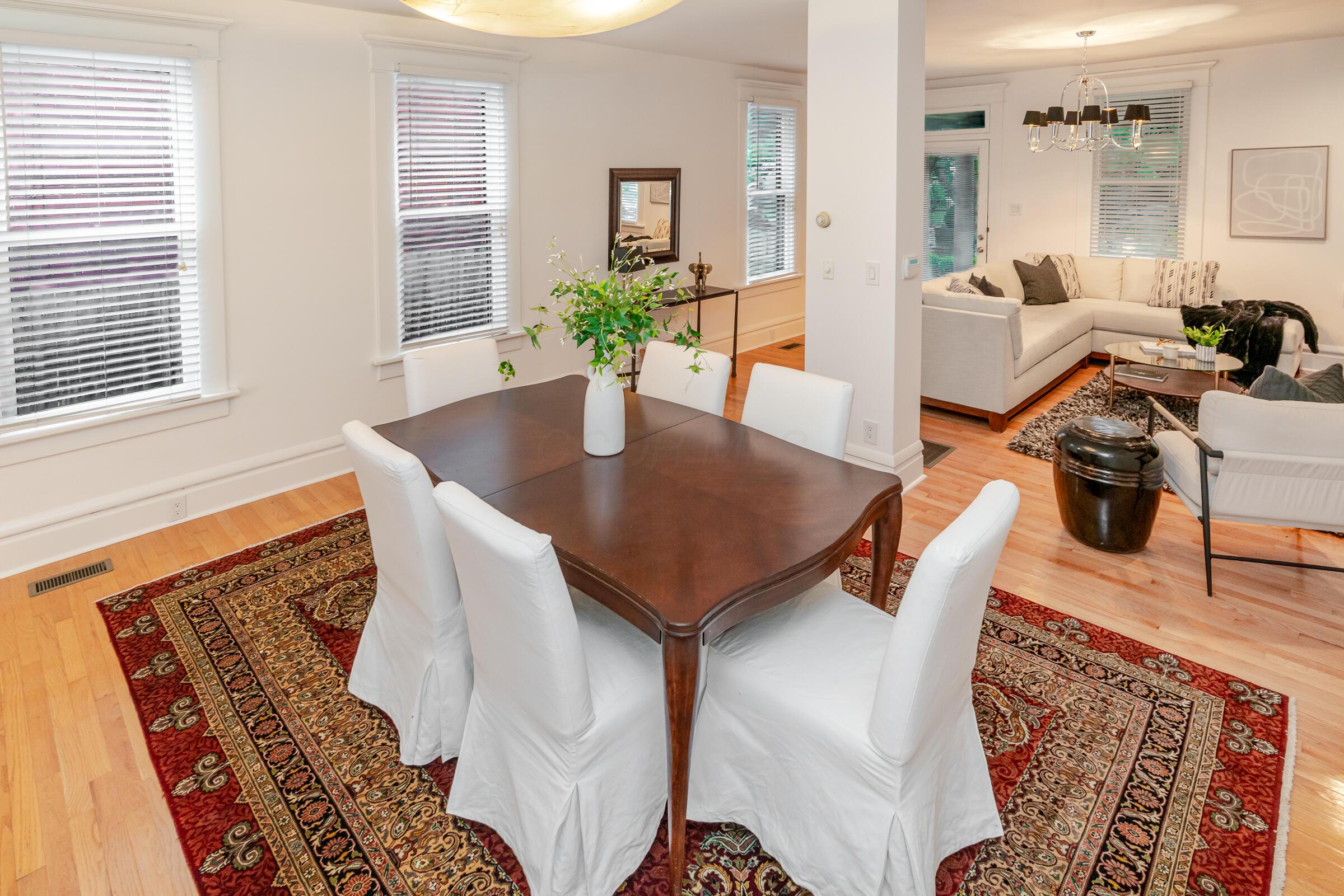 144 E Mithoff Street