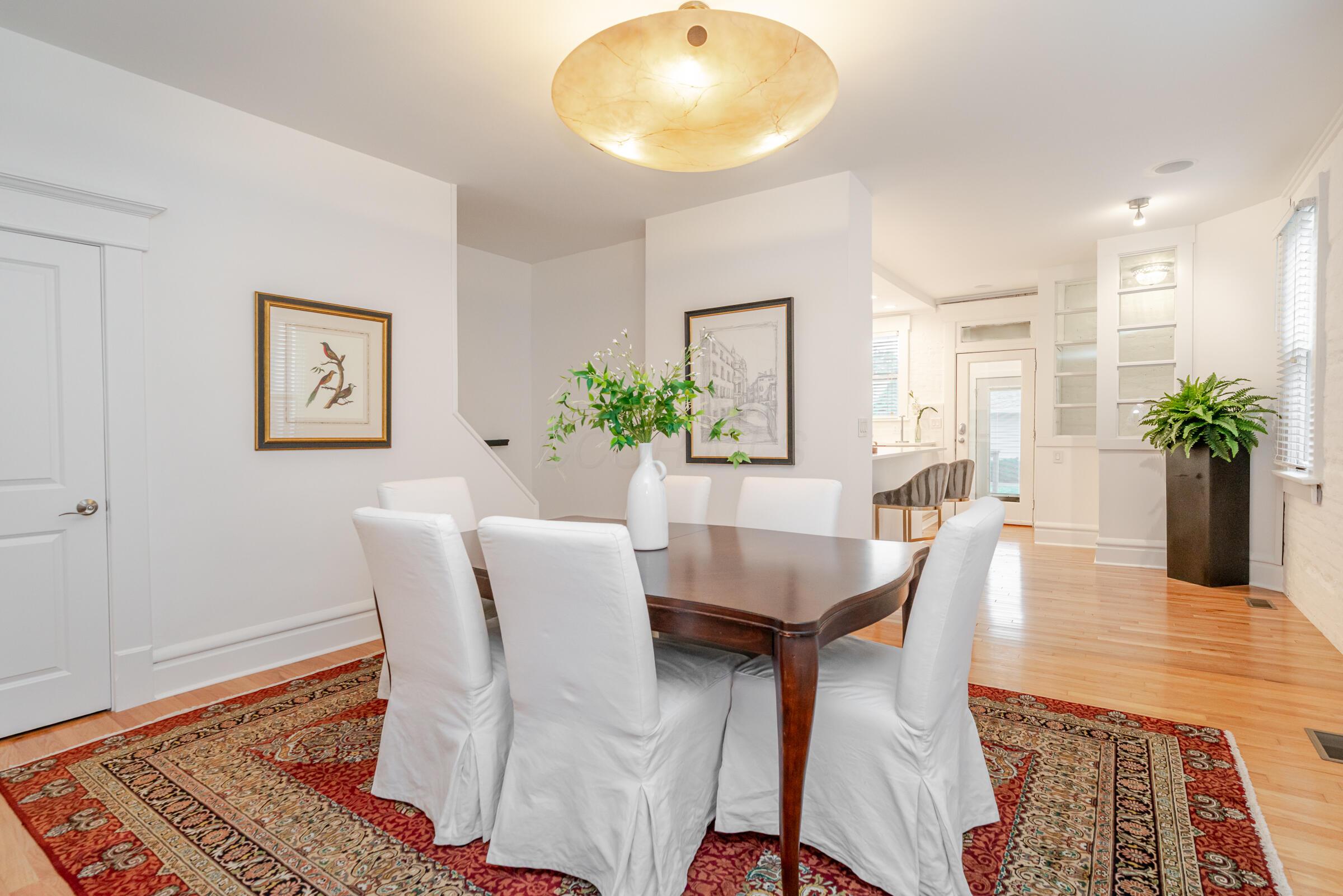 144 E Mithoff Street