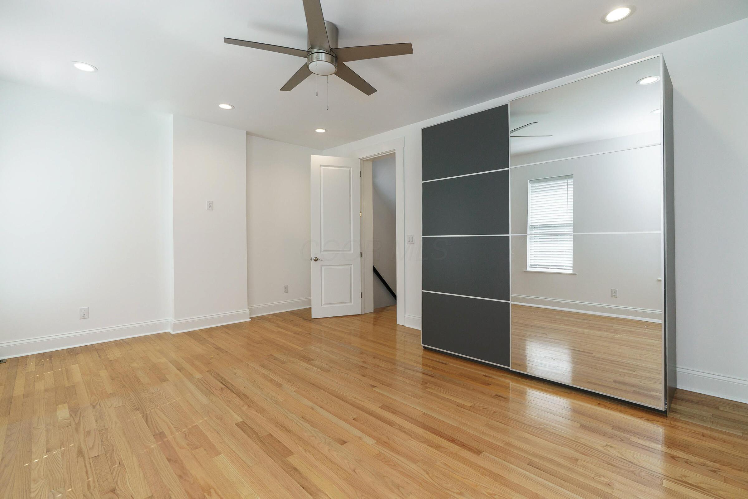 144 E Mithoff Street