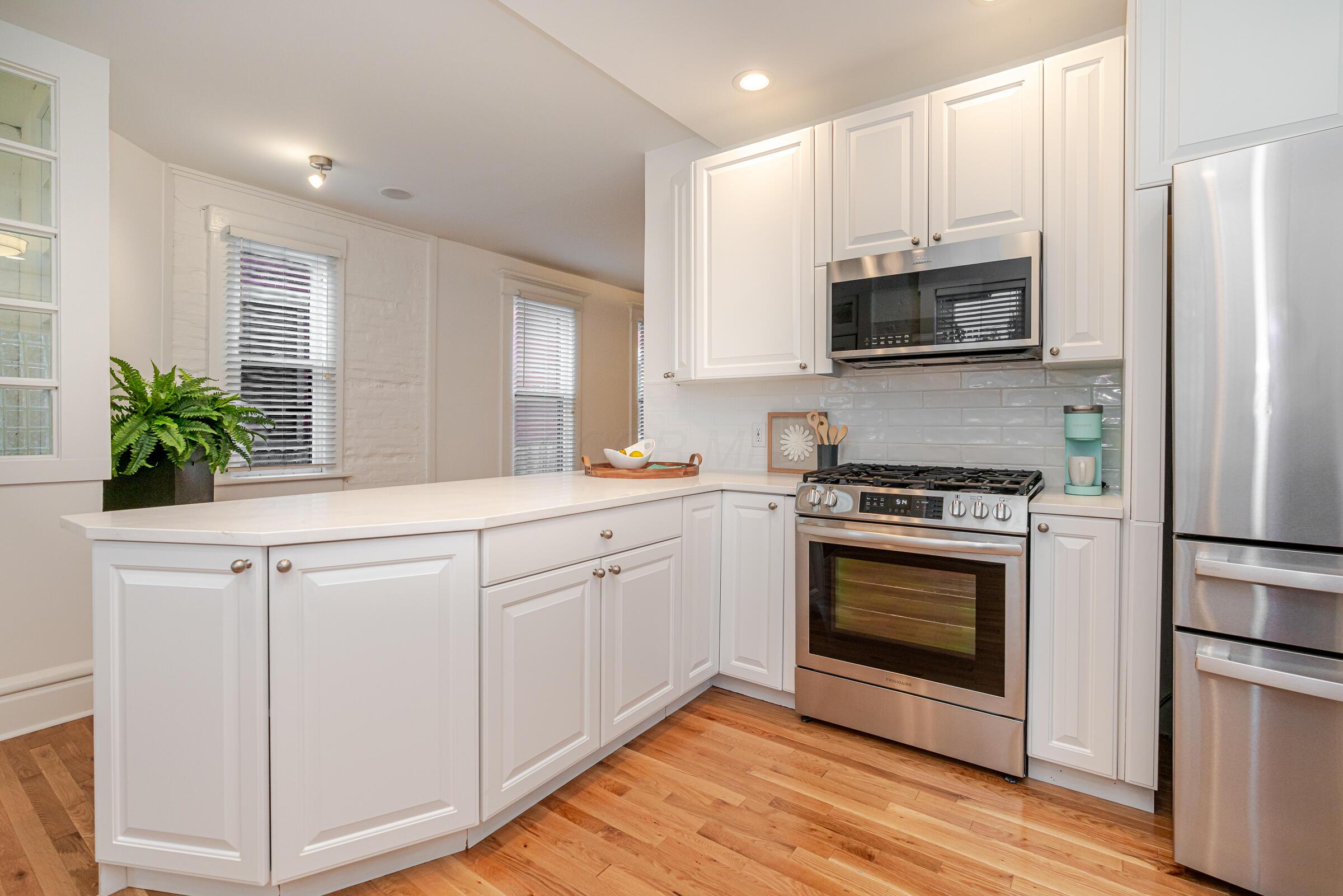 144 E Mithoff Street