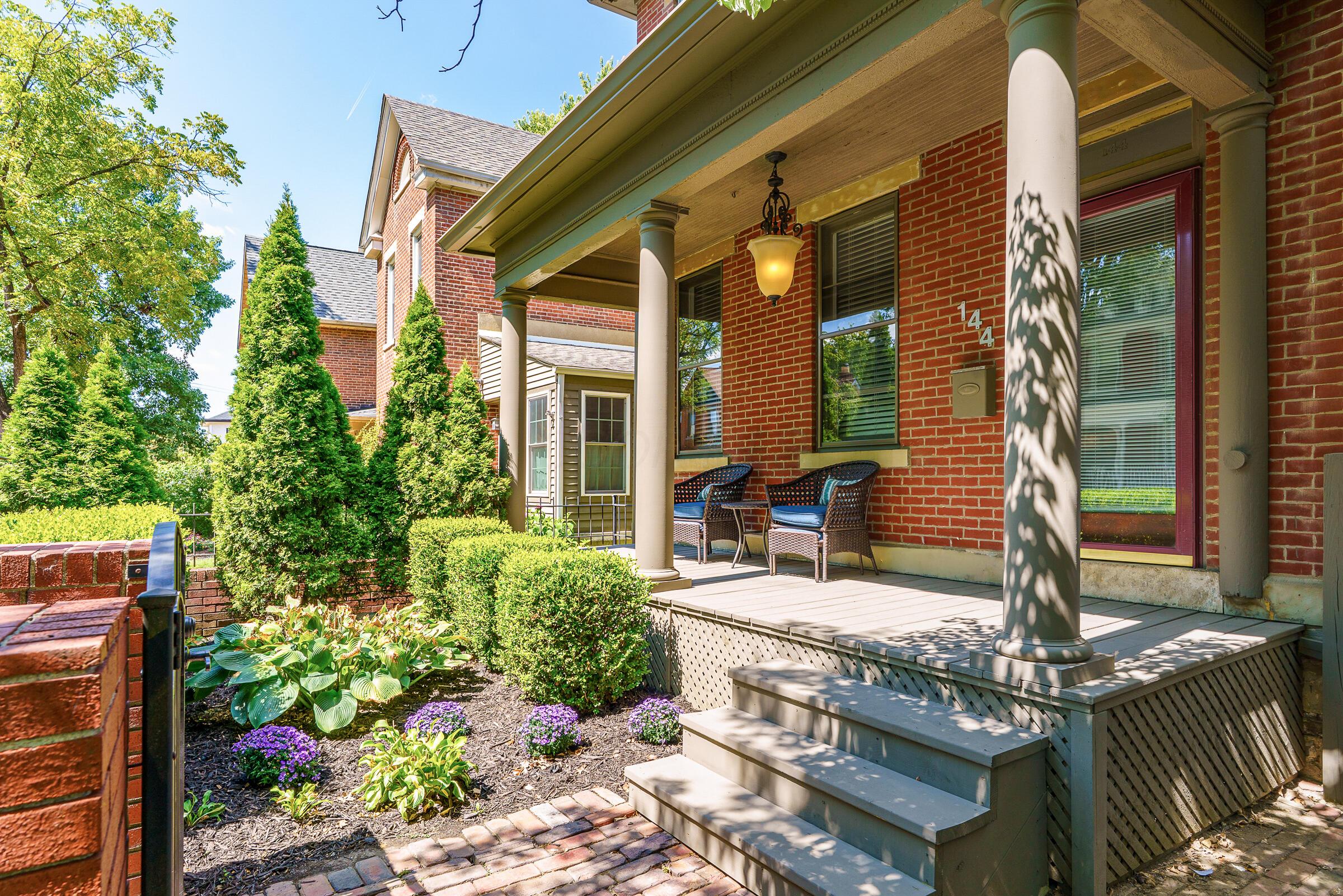 144 E Mithoff Street