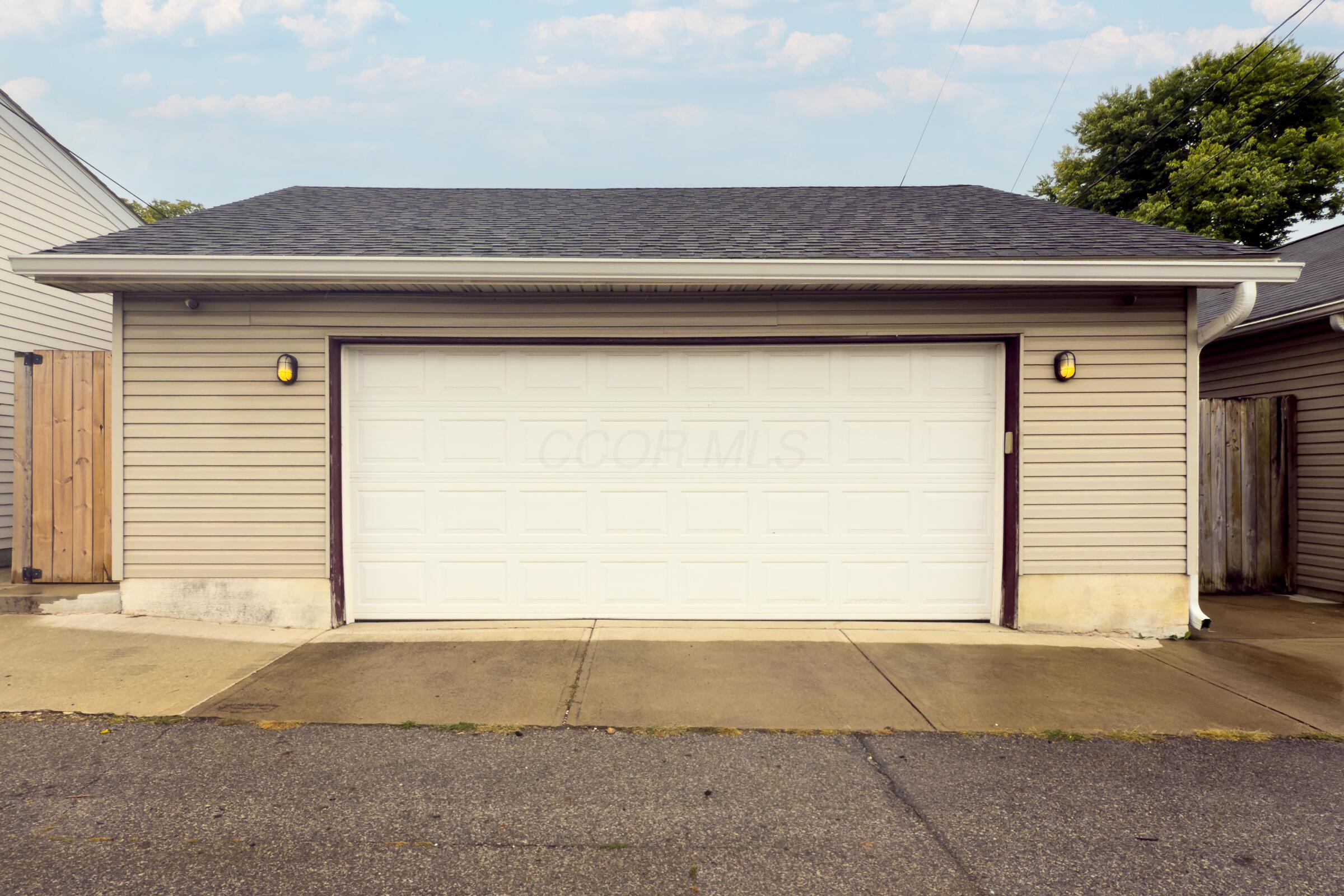 144 E Mithoff Street