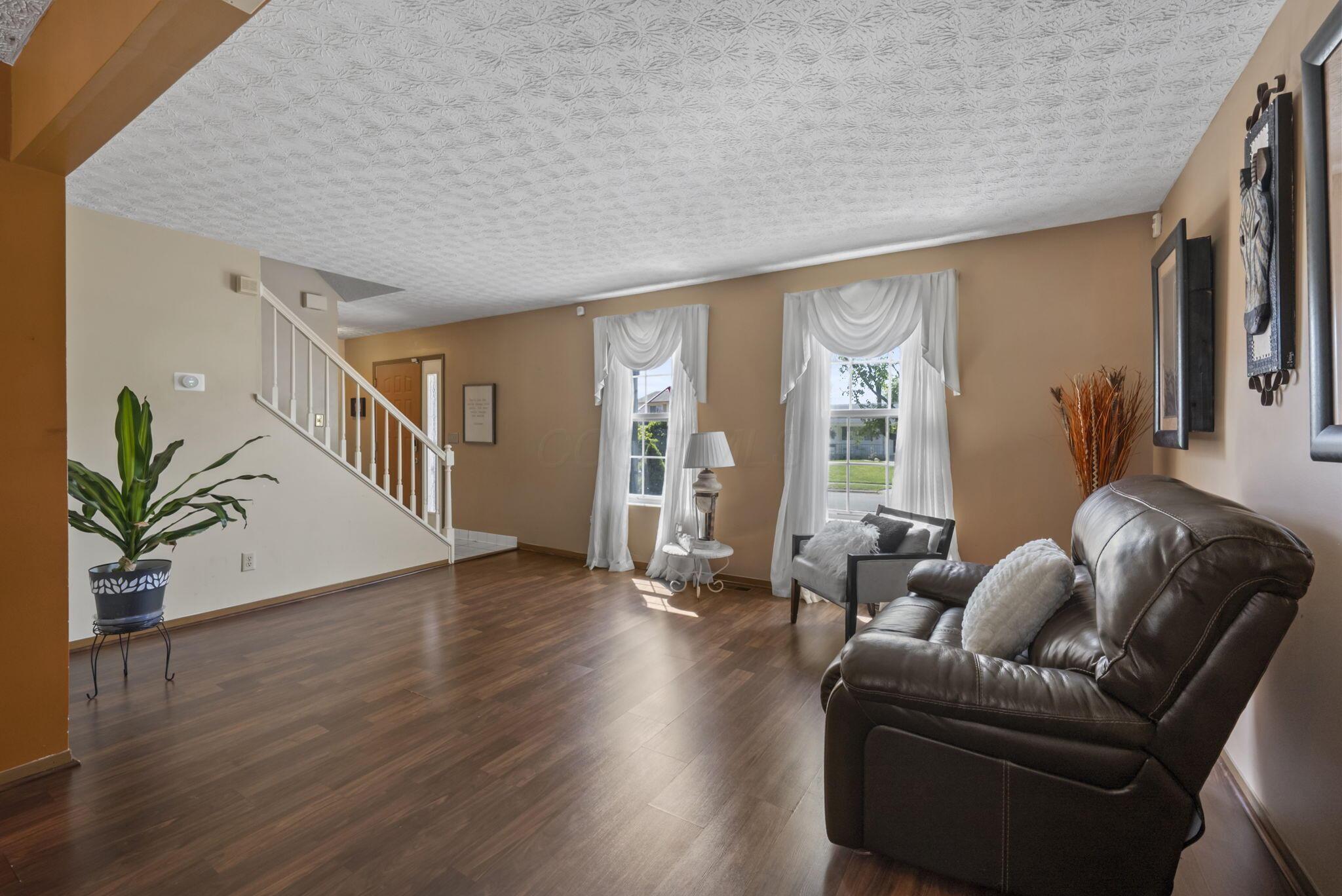 3290 Pine Valley Road