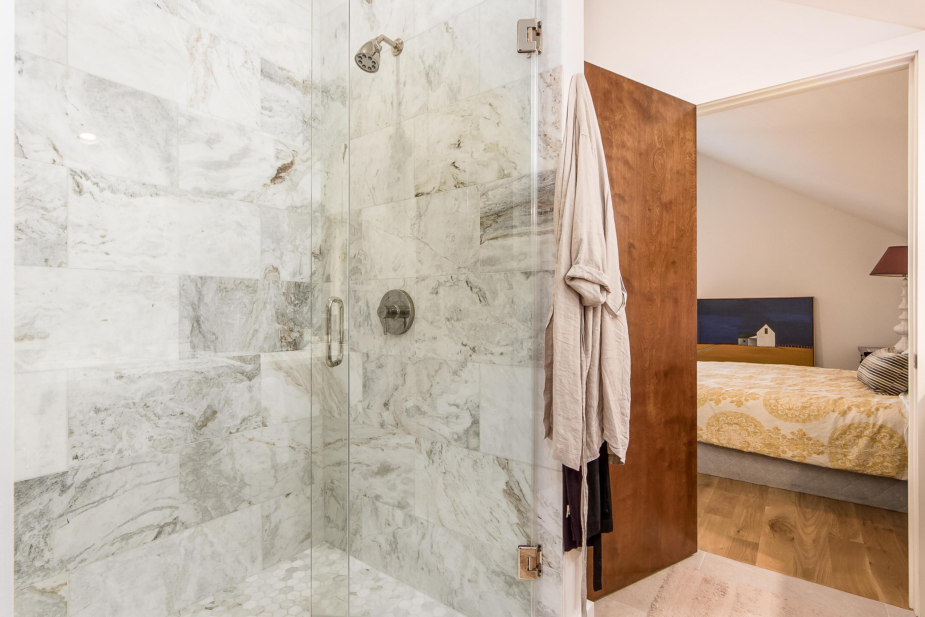 848 S Lazelle Street