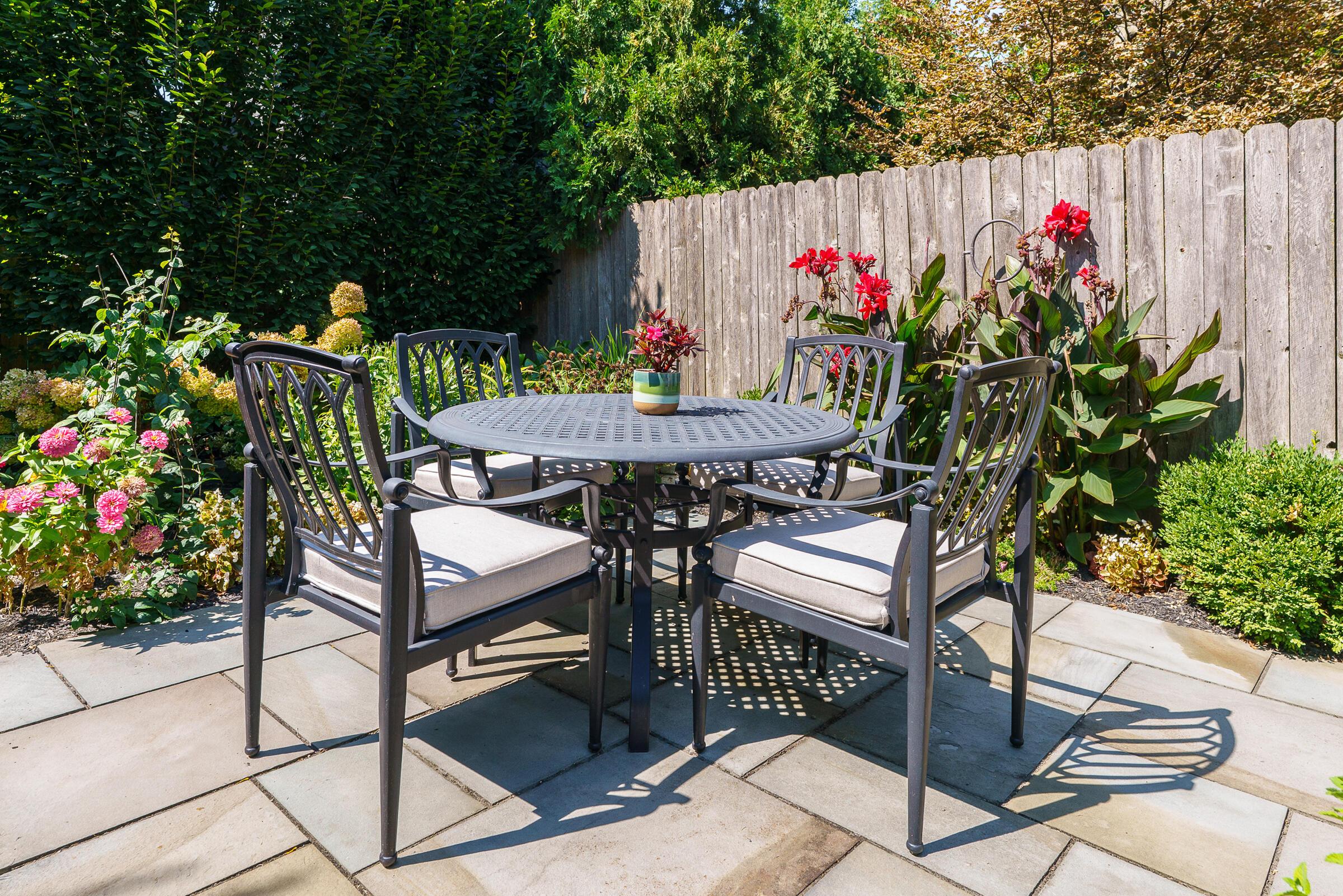 1023 City Park Avenue