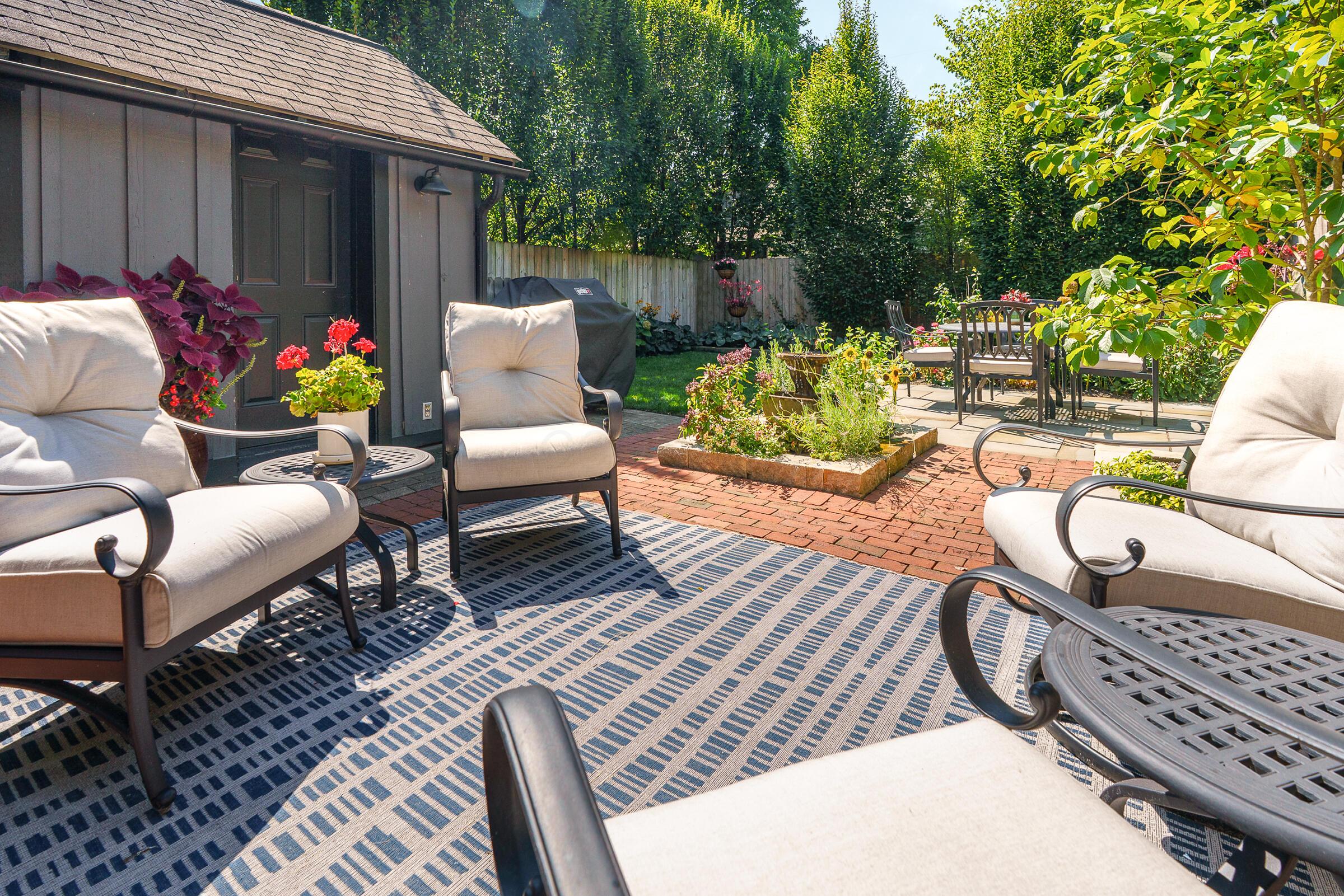 1023 City Park Avenue