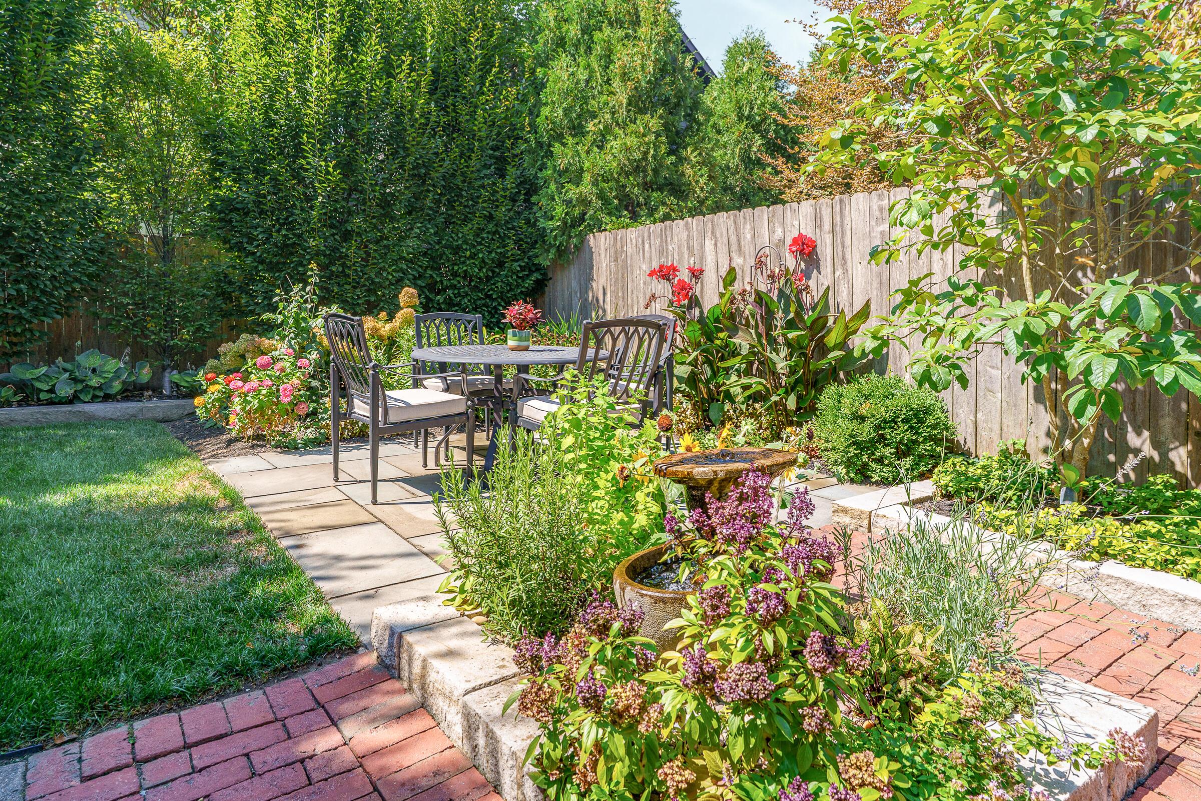 1023 City Park Avenue